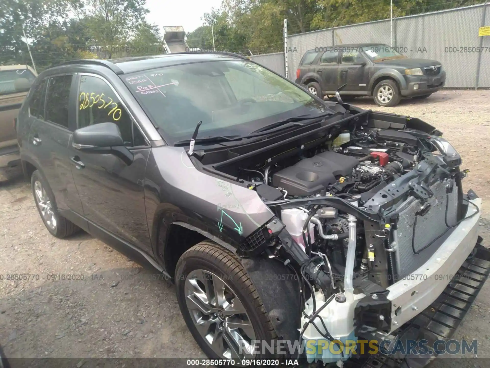 1 Photograph of a damaged car JTMA1RFV6LD528440 TOYOTA RAV4 2020