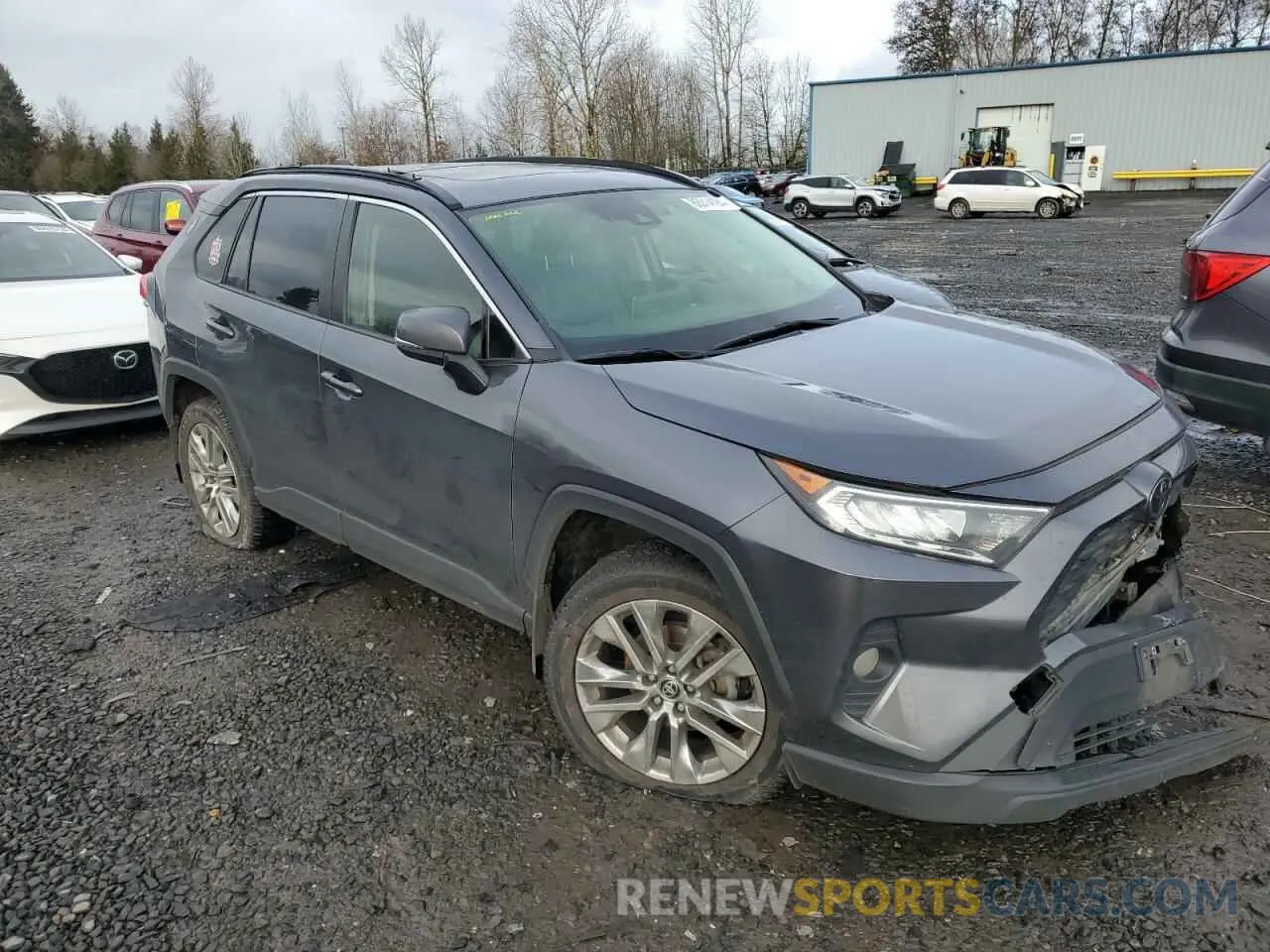4 Photograph of a damaged car JTMA1RFV6LD529507 TOYOTA RAV4 2020