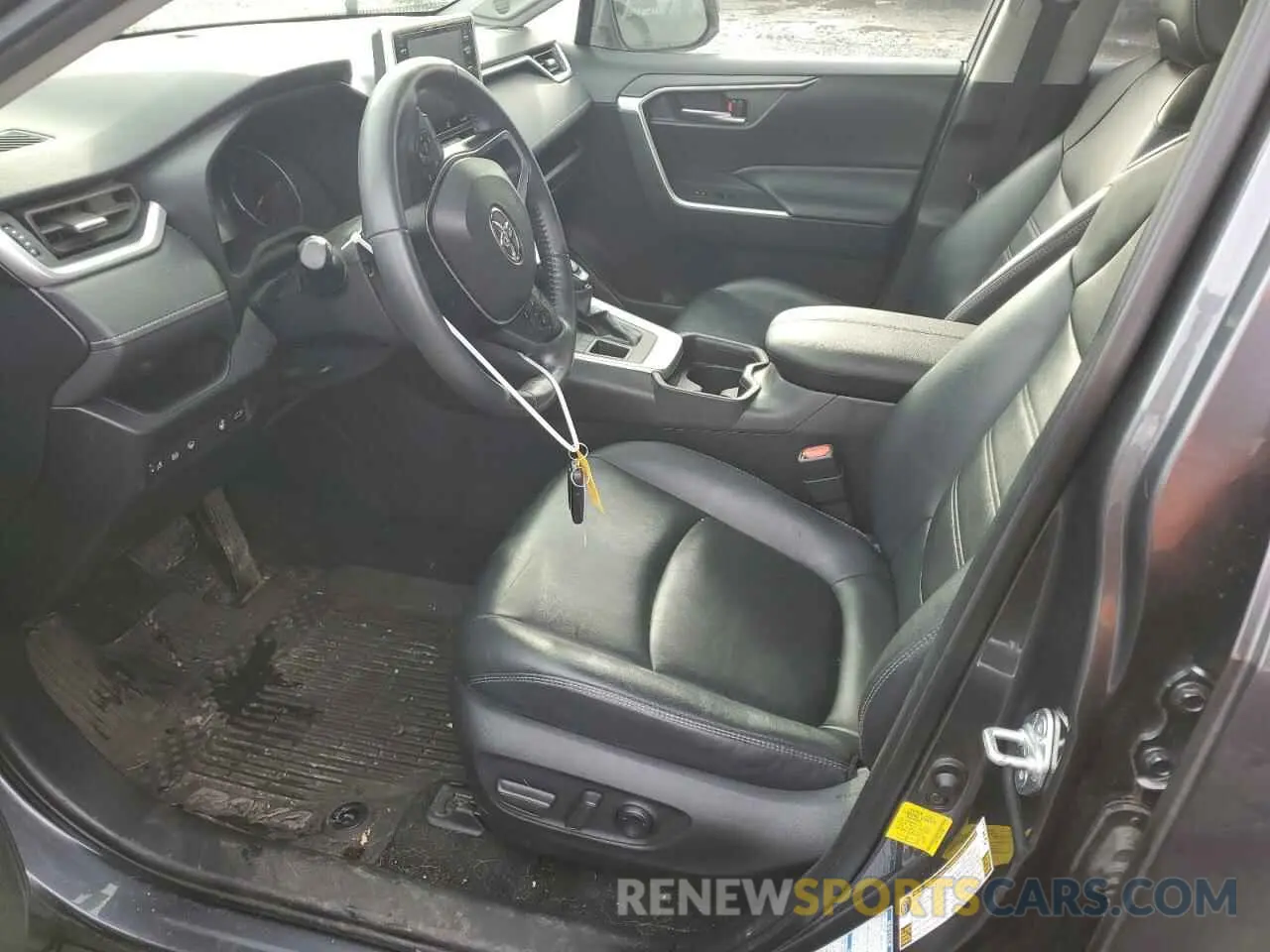 7 Photograph of a damaged car JTMA1RFV6LD529507 TOYOTA RAV4 2020
