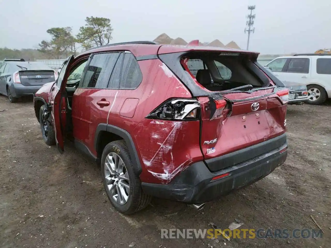 3 Photograph of a damaged car JTMA1RFV7LD048746 TOYOTA RAV4 2020