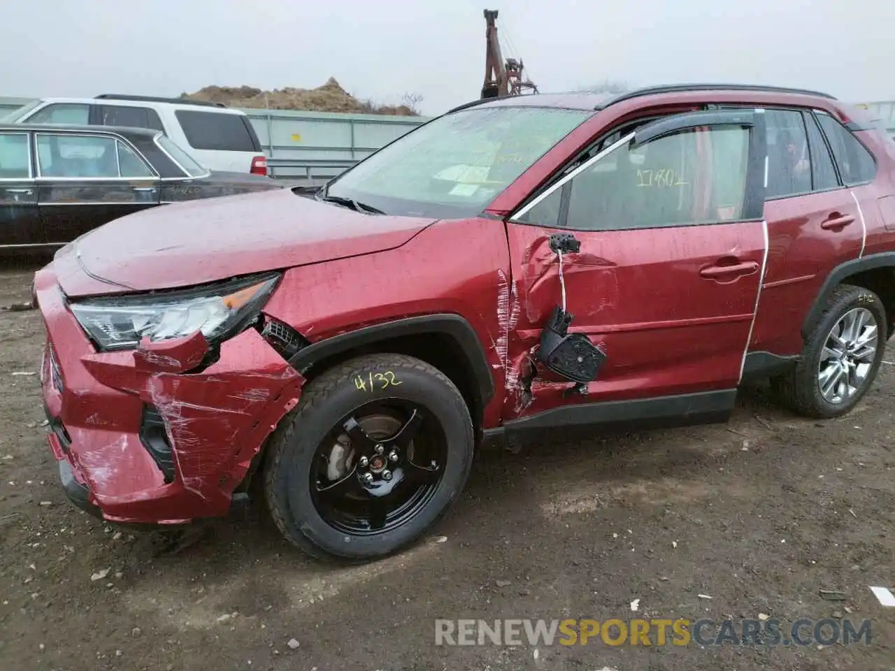 9 Photograph of a damaged car JTMA1RFV7LD048746 TOYOTA RAV4 2020