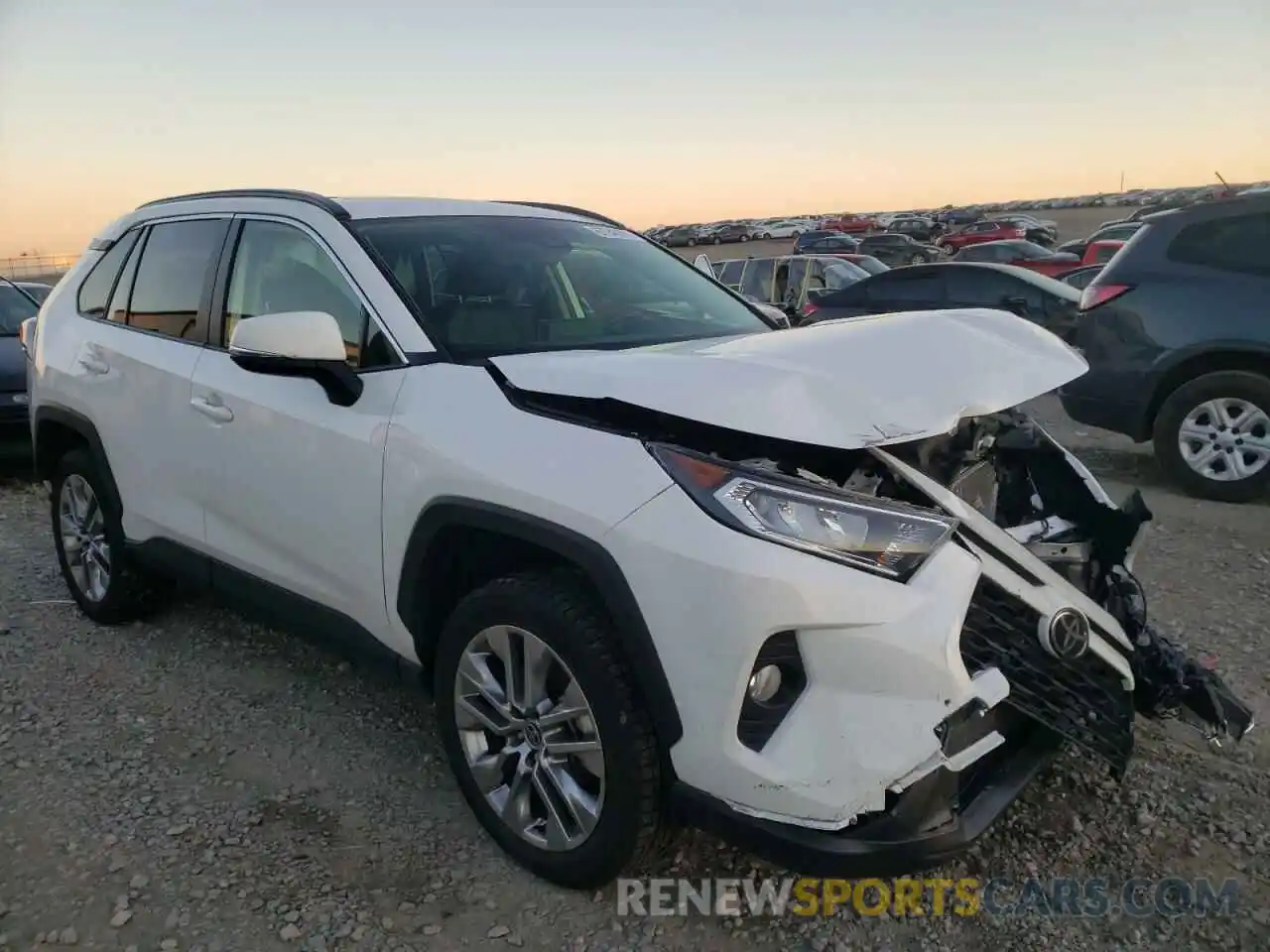 1 Photograph of a damaged car JTMA1RFV8LD064583 TOYOTA RAV4 2020