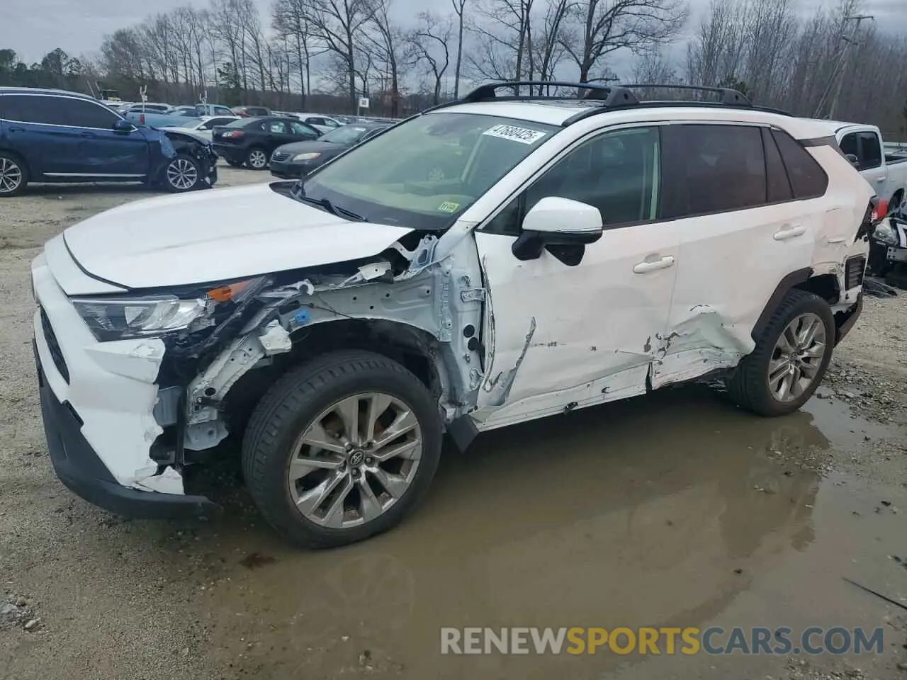 1 Photograph of a damaged car JTMA1RFVXLD528716 TOYOTA RAV4 2020