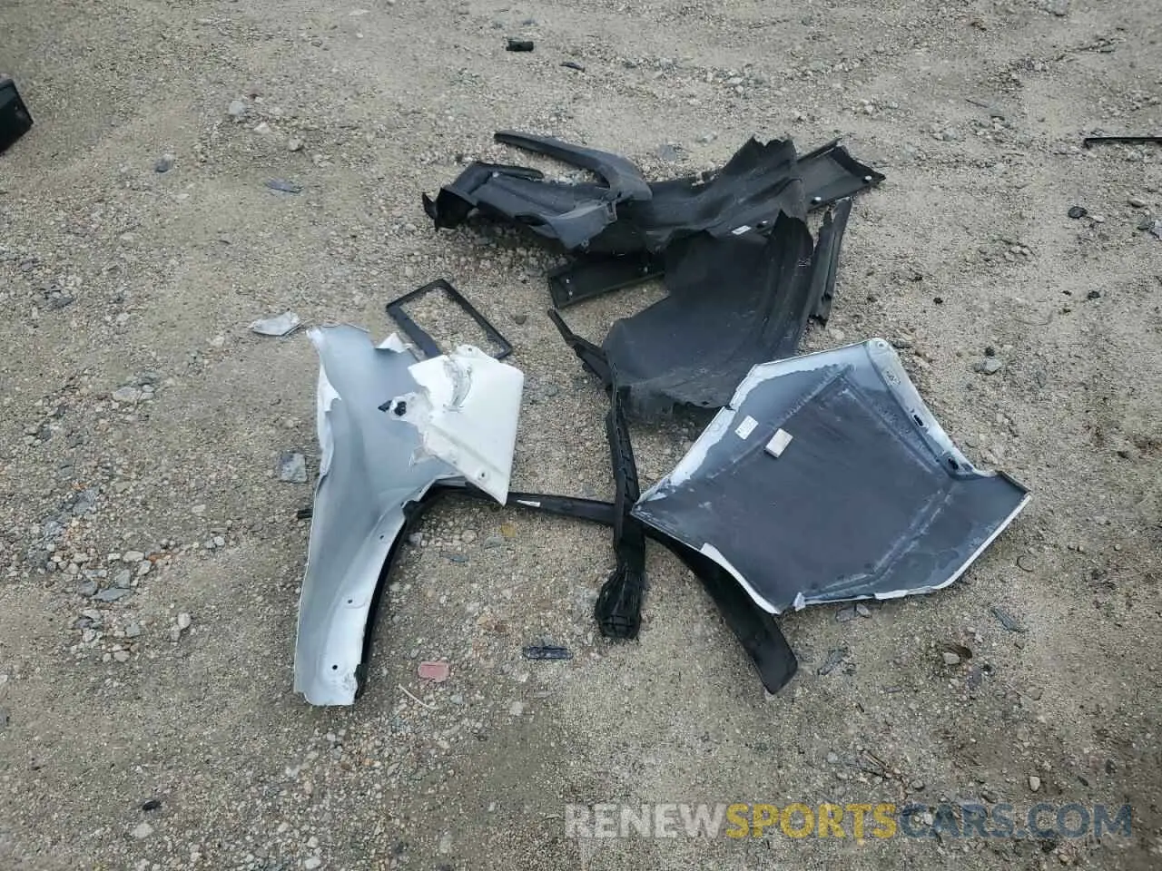 13 Photograph of a damaged car JTMA1RFVXLD528716 TOYOTA RAV4 2020