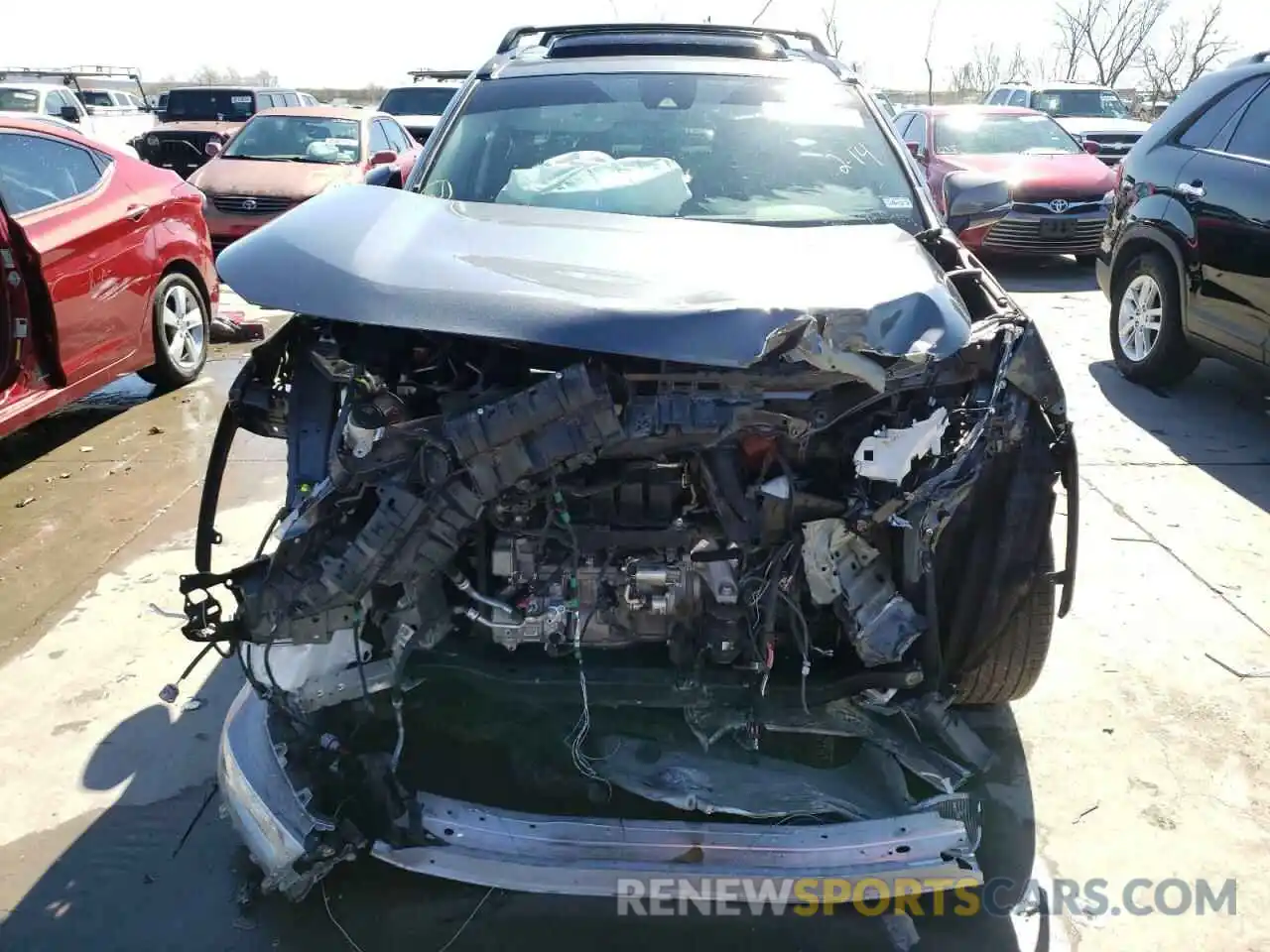 9 Photograph of a damaged car JTMC1RFV0LD050945 TOYOTA RAV4 2020