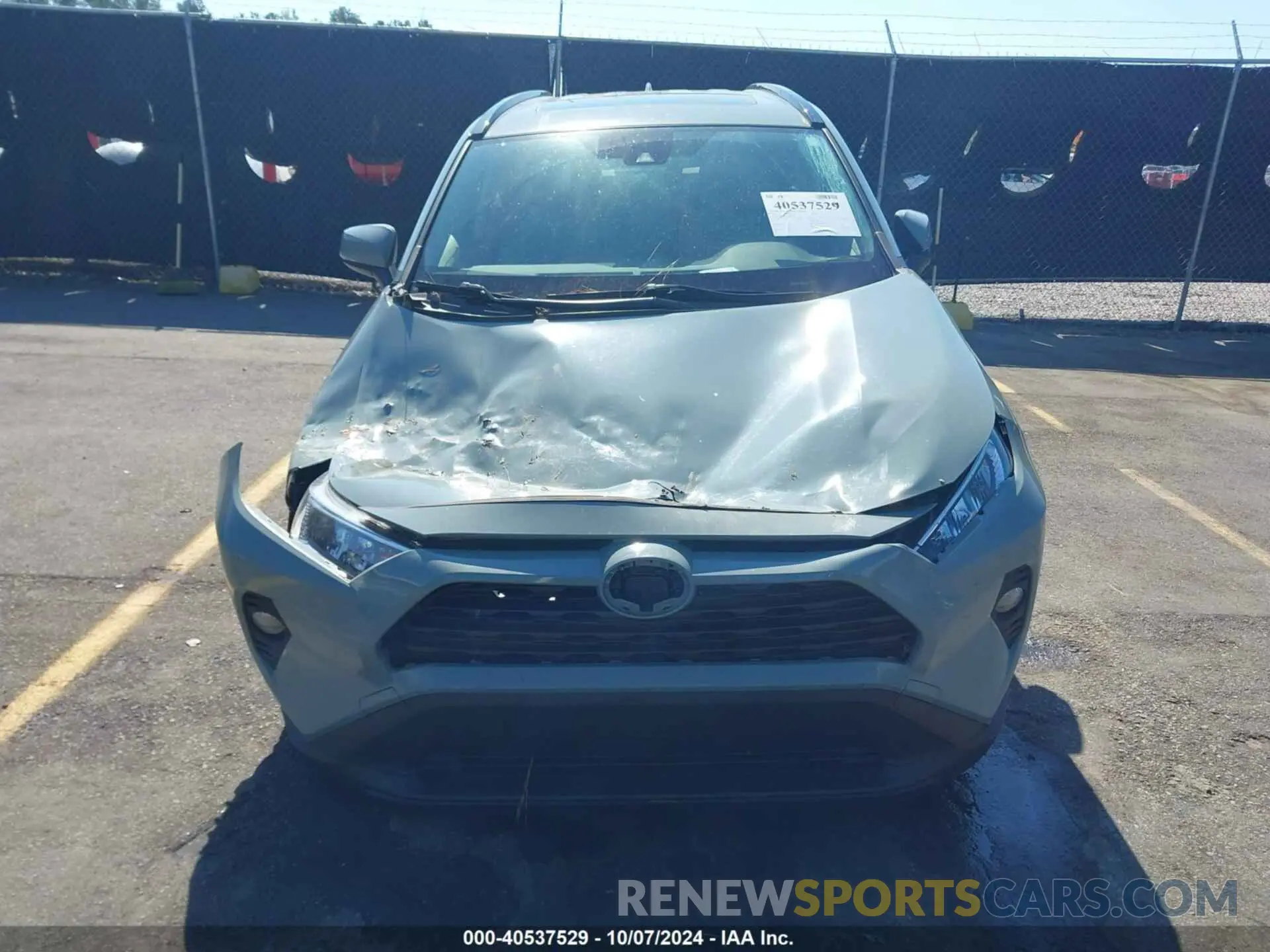 12 Photograph of a damaged car JTMC1RFV1LD051781 TOYOTA RAV4 2020