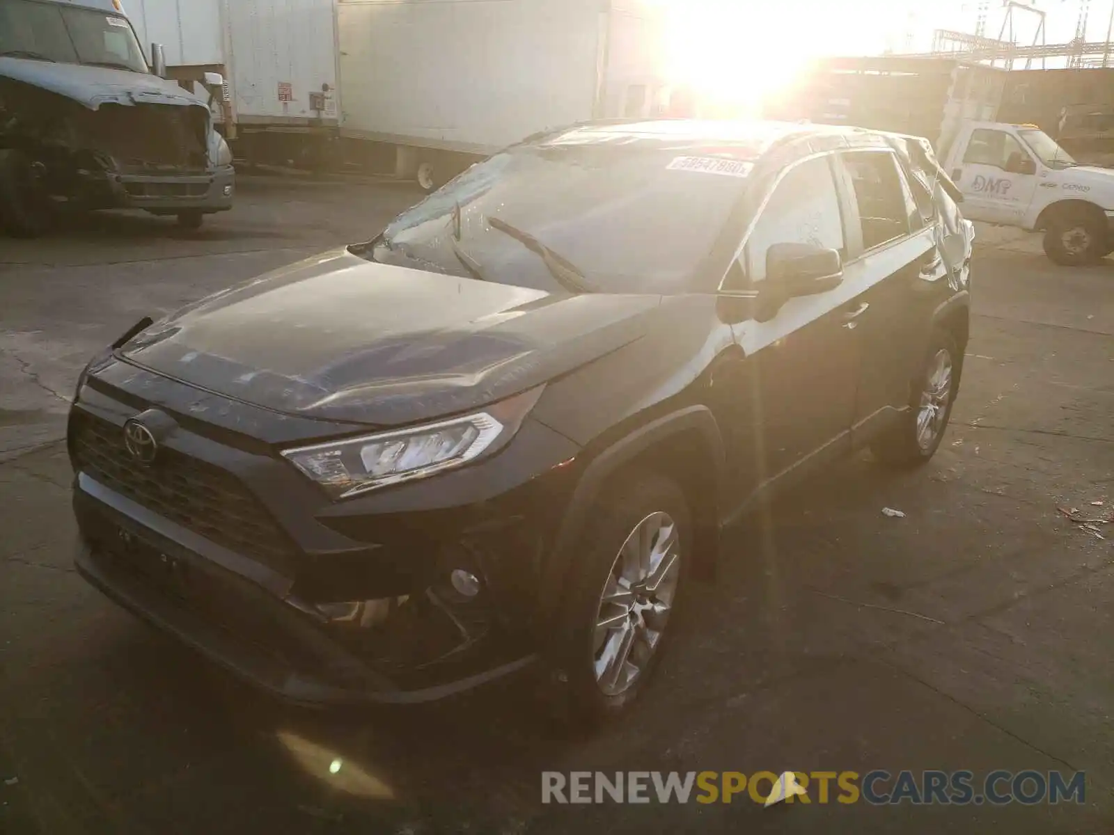 2 Photograph of a damaged car JTMC1RFV2LD058478 TOYOTA RAV4 2020