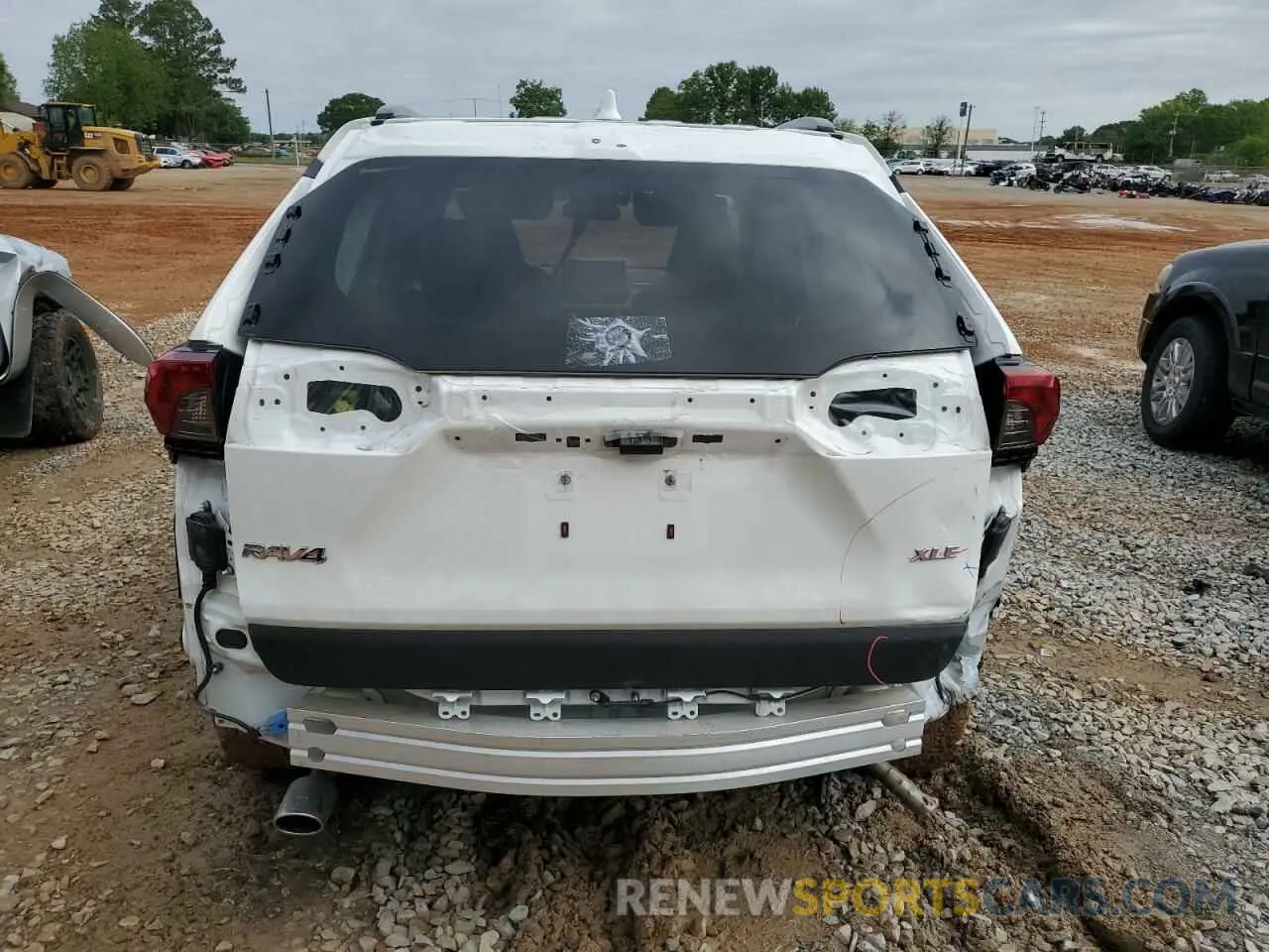 6 Photograph of a damaged car JTMC1RFV2LD520540 TOYOTA RAV4 2020
