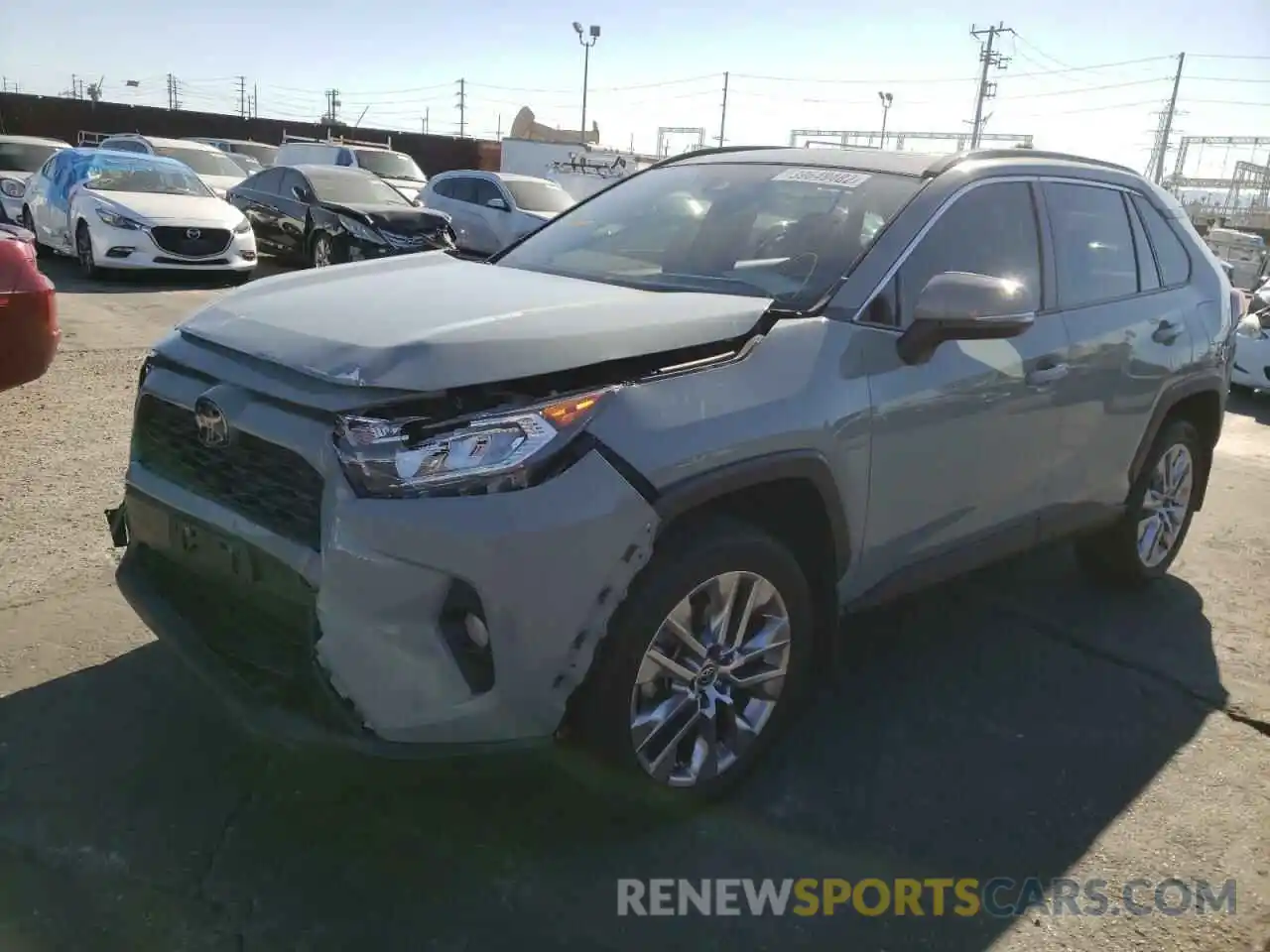 2 Photograph of a damaged car JTMC1RFV4LJ020350 TOYOTA RAV4 2020