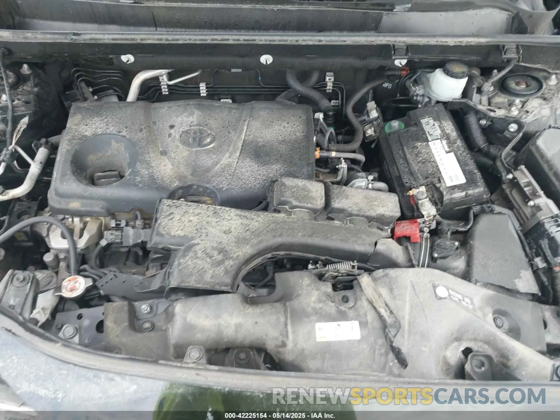 10 Photograph of a damaged car JTMC1RFV5LD046163 TOYOTA RAV4 2020
