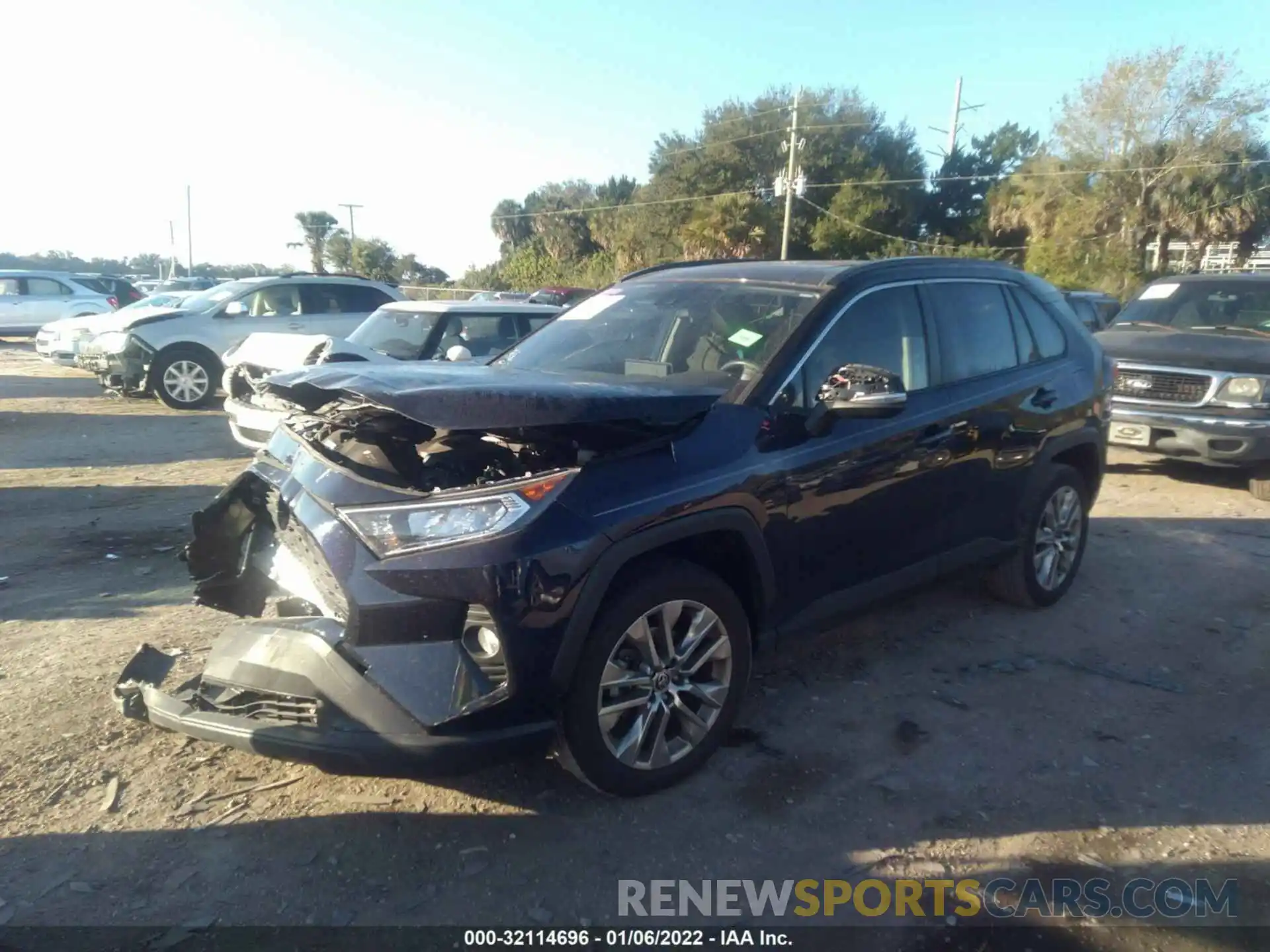 2 Photograph of a damaged car JTMC1RFV5LJ021068 TOYOTA RAV4 2020