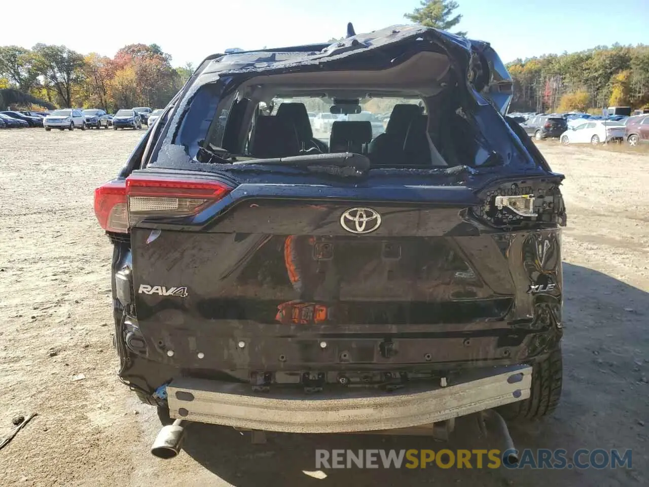 6 Photograph of a damaged car JTMC1RFV6LD048049 TOYOTA RAV4 2020