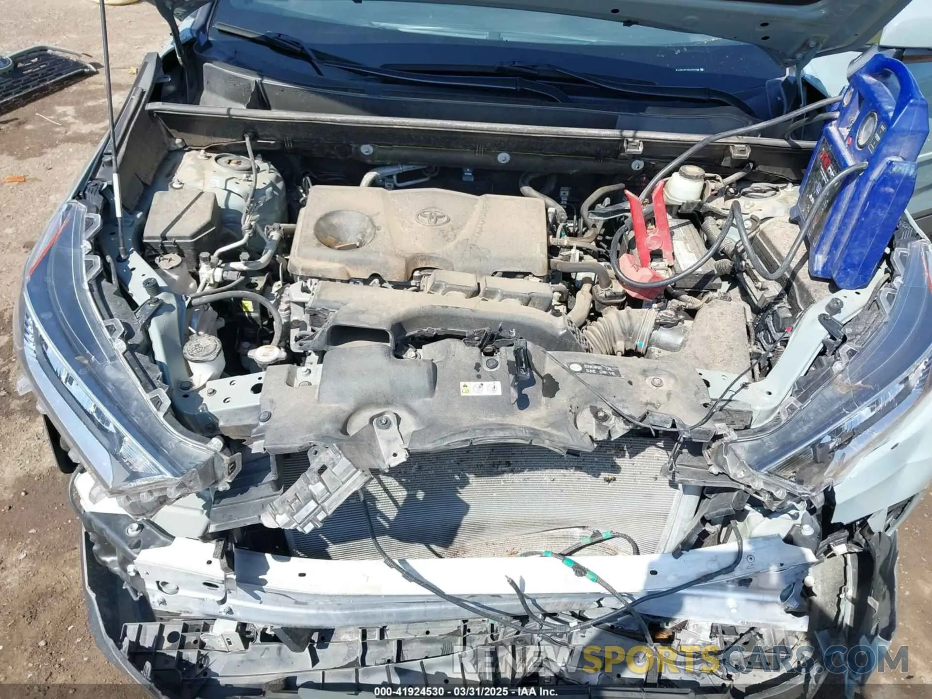 10 Photograph of a damaged car JTMC1RFV6LD520668 TOYOTA RAV4 2020