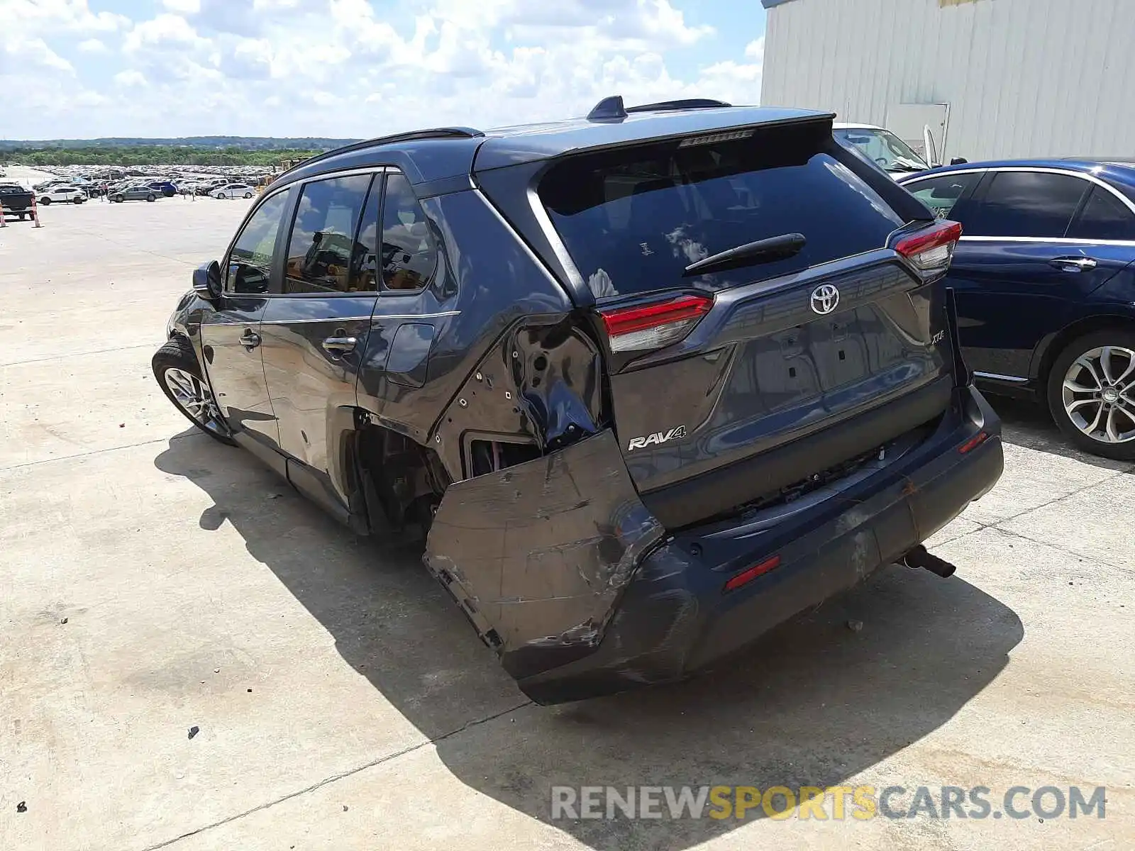 3 Photograph of a damaged car JTMC1RFV7LD057455 TOYOTA RAV4 2020