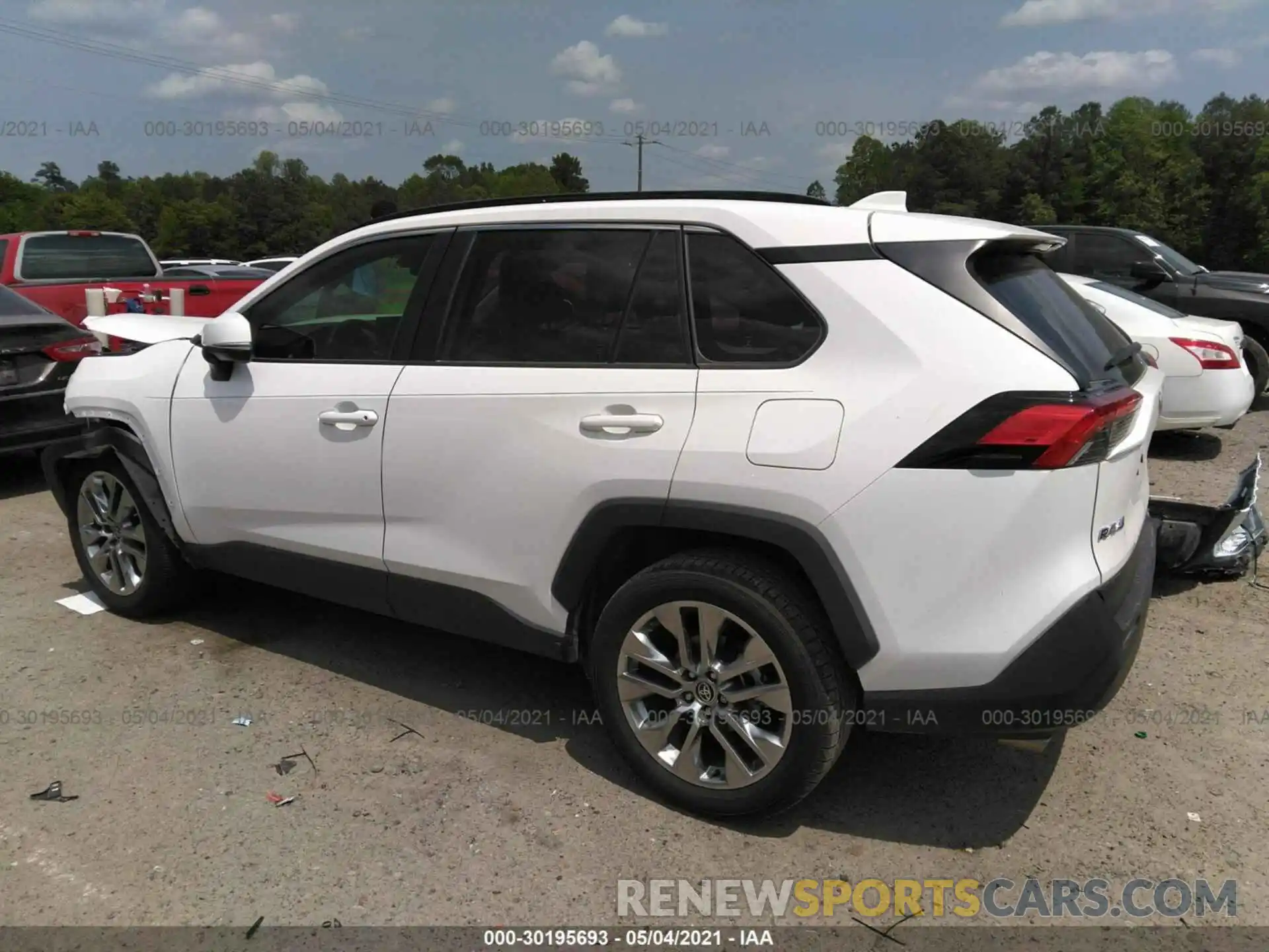 3 Photograph of a damaged car JTMC1RFV7LD518363 TOYOTA RAV4 2020