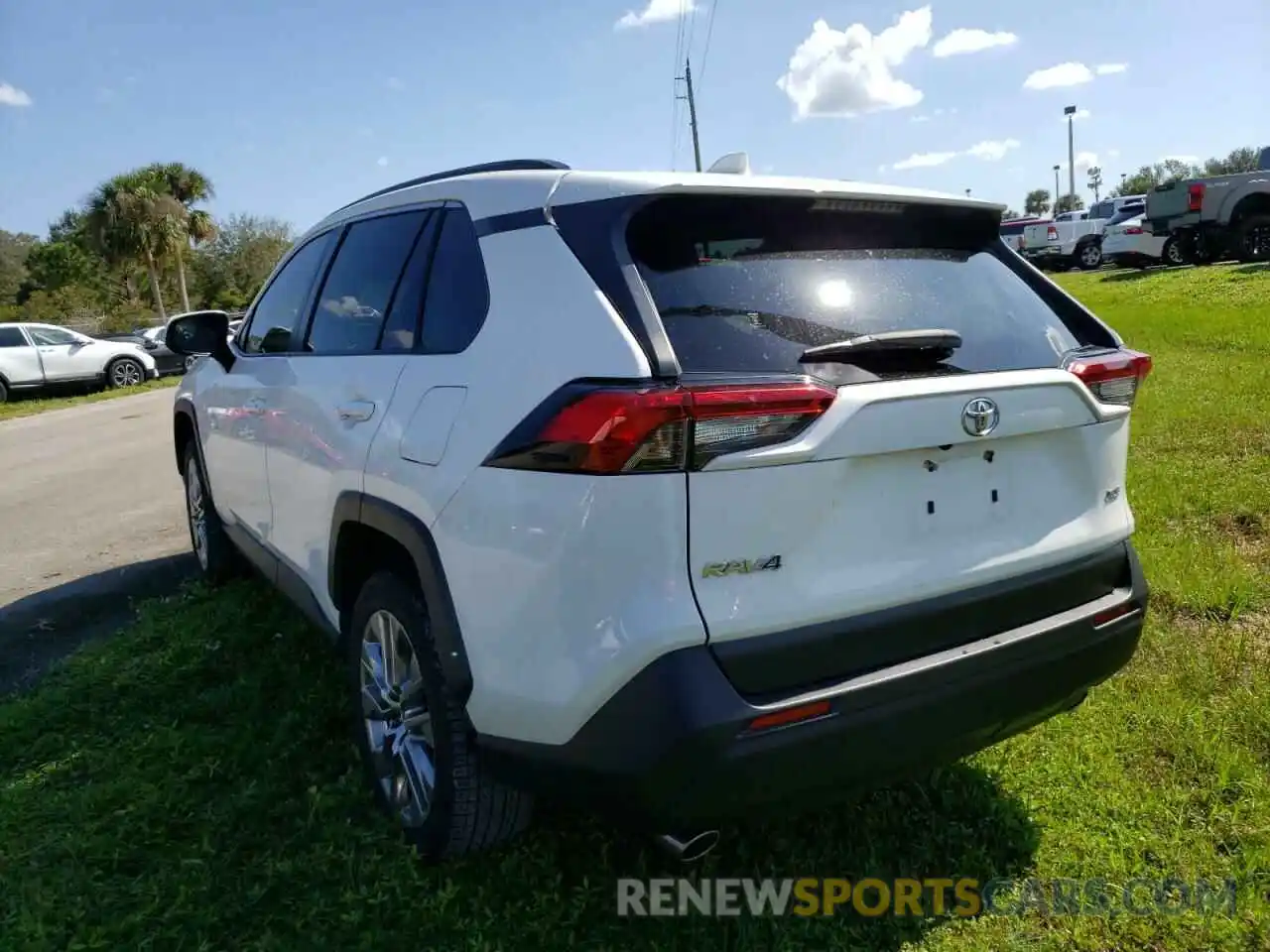 3 Photograph of a damaged car JTMC1RFV8LD054614 TOYOTA RAV4 2020