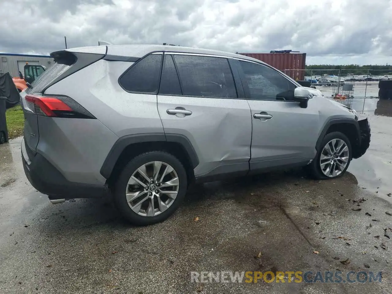 3 Photograph of a damaged car JTMC1RFVXLD047275 TOYOTA RAV4 2020