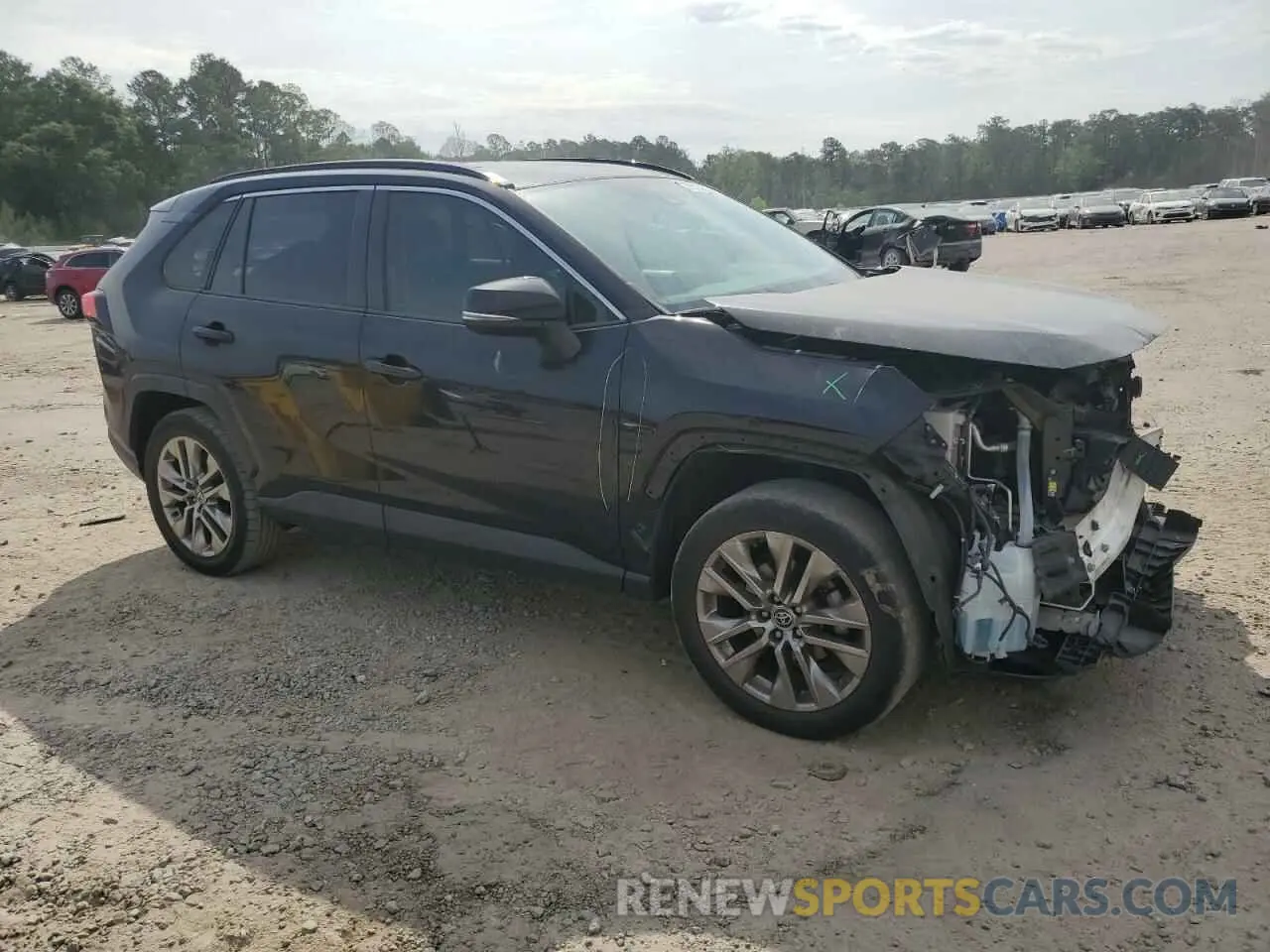 4 Photograph of a damaged car JTMC1RFVXLD517725 TOYOTA RAV4 2020
