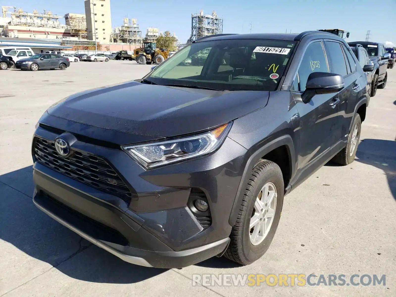 2 Photograph of a damaged car JTMD6RFV3LD001843 TOYOTA RAV4 2020