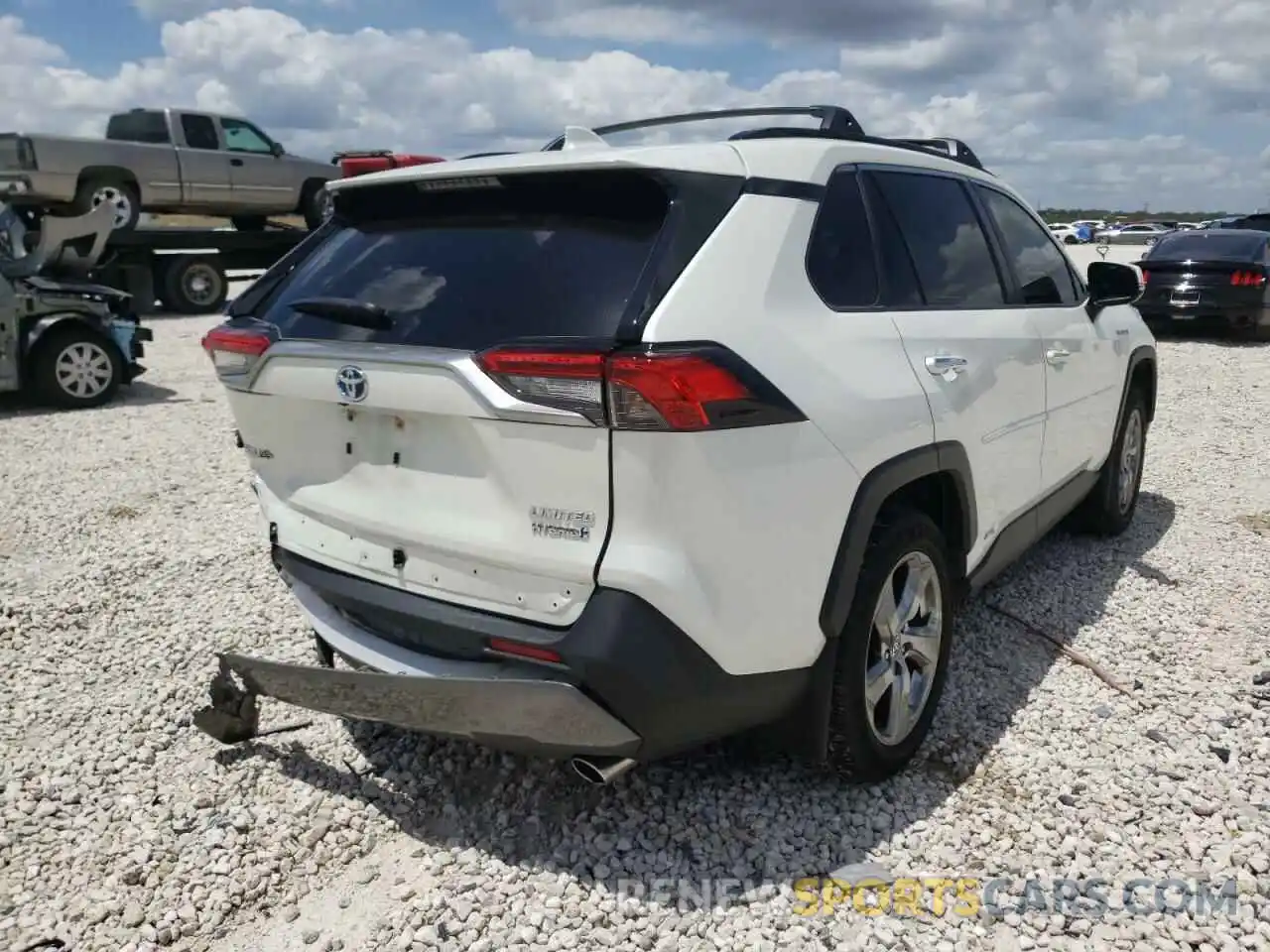 4 Photograph of a damaged car JTMDWRFV0LD069954 TOYOTA RAV4 2020