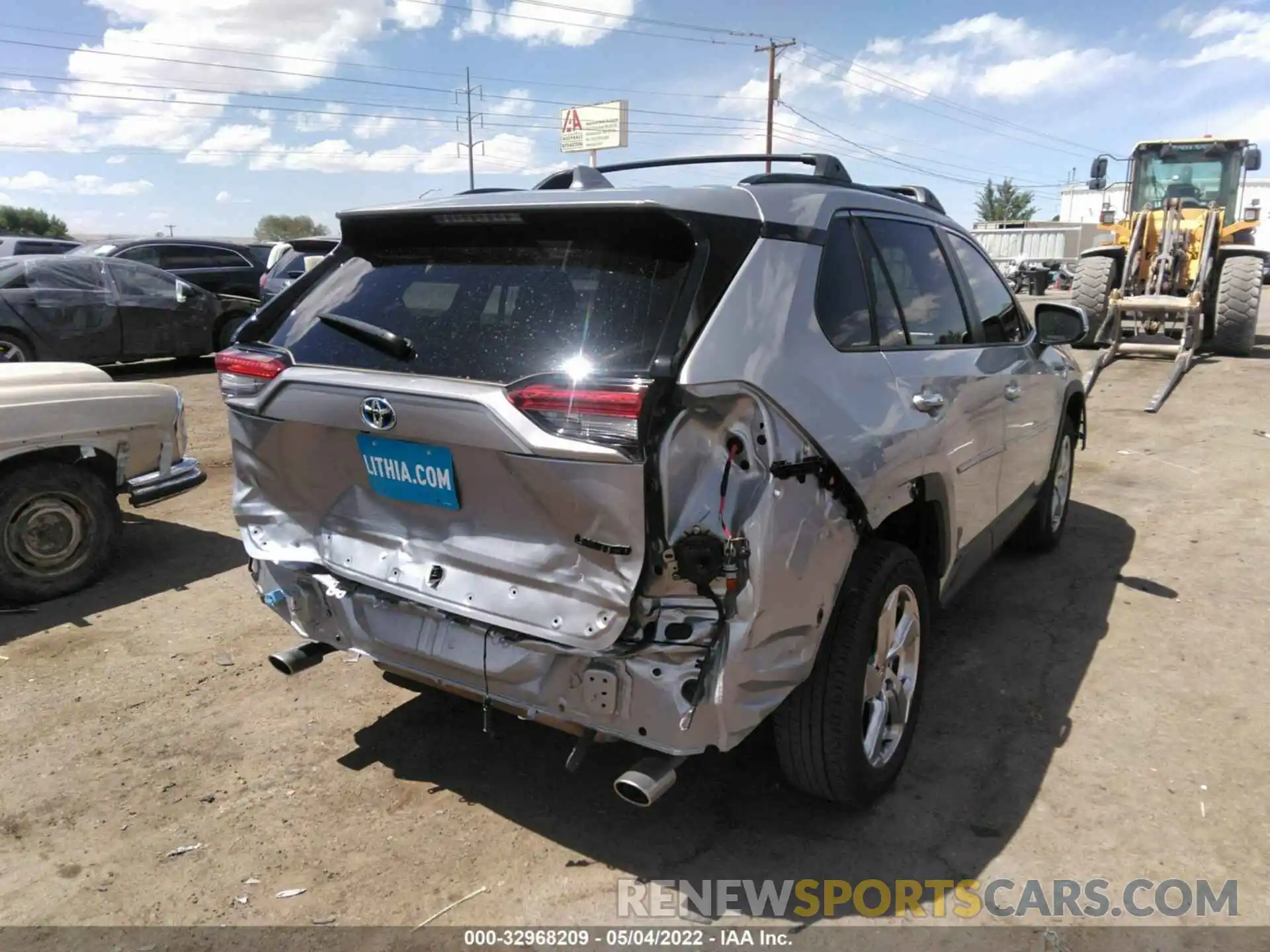 6 Photograph of a damaged car JTMDWRFV2LD549140 TOYOTA RAV4 2020