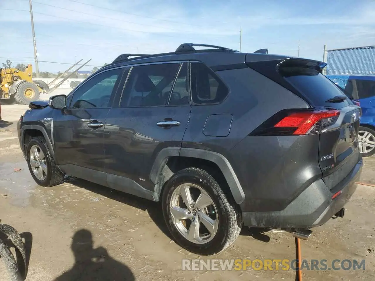 2 Photograph of a damaged car JTMDWRFV3LD069592 TOYOTA RAV4 2020
