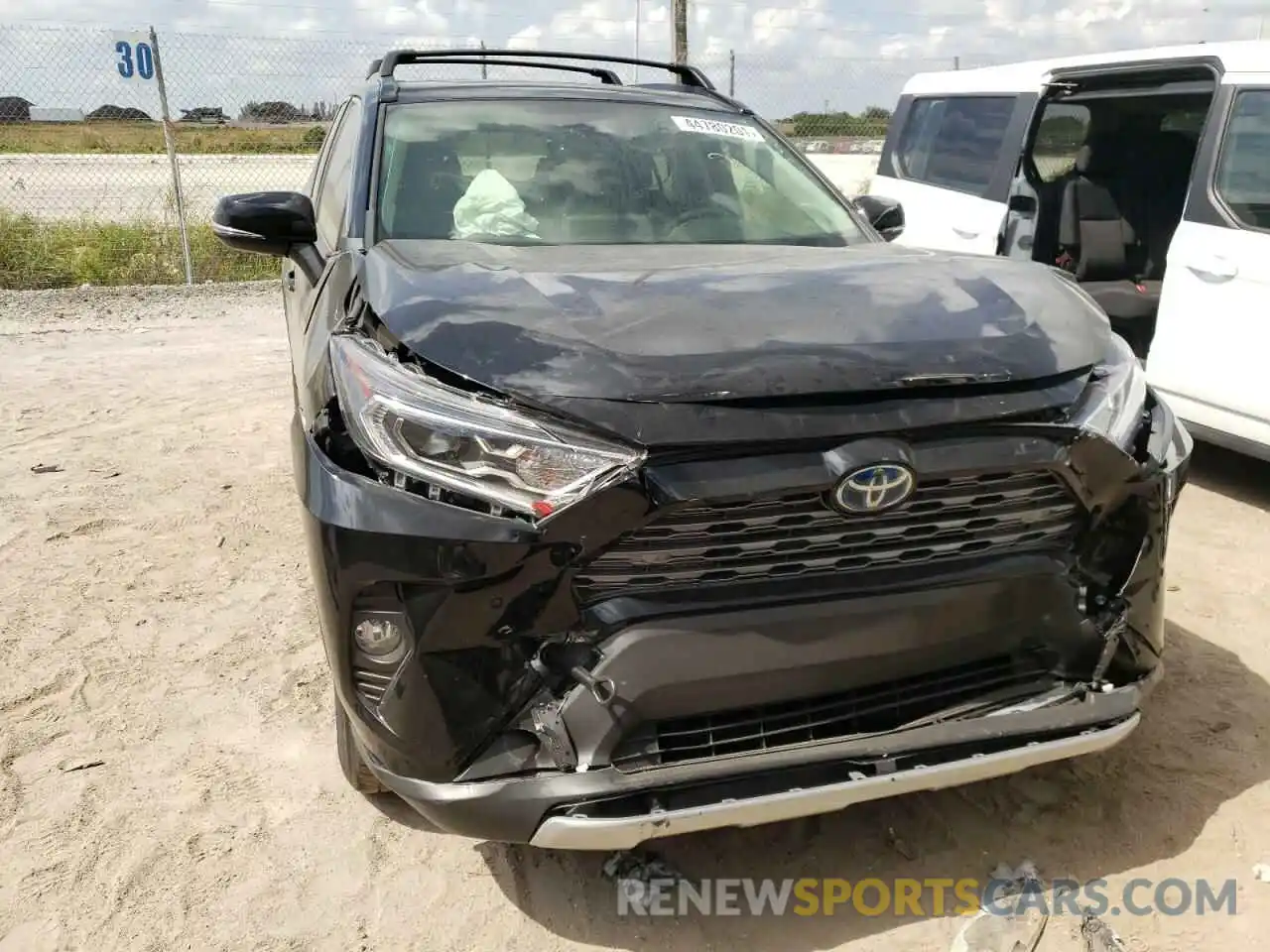 9 Photograph of a damaged car JTMDWRFV4LJ048574 TOYOTA RAV4 2020