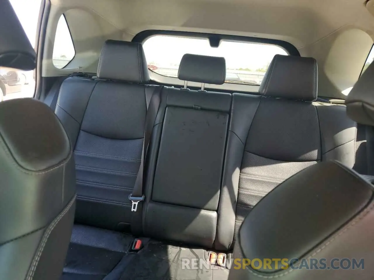 10 Photograph of a damaged car JTMDWRFV6LJ048608 TOYOTA RAV4 2020