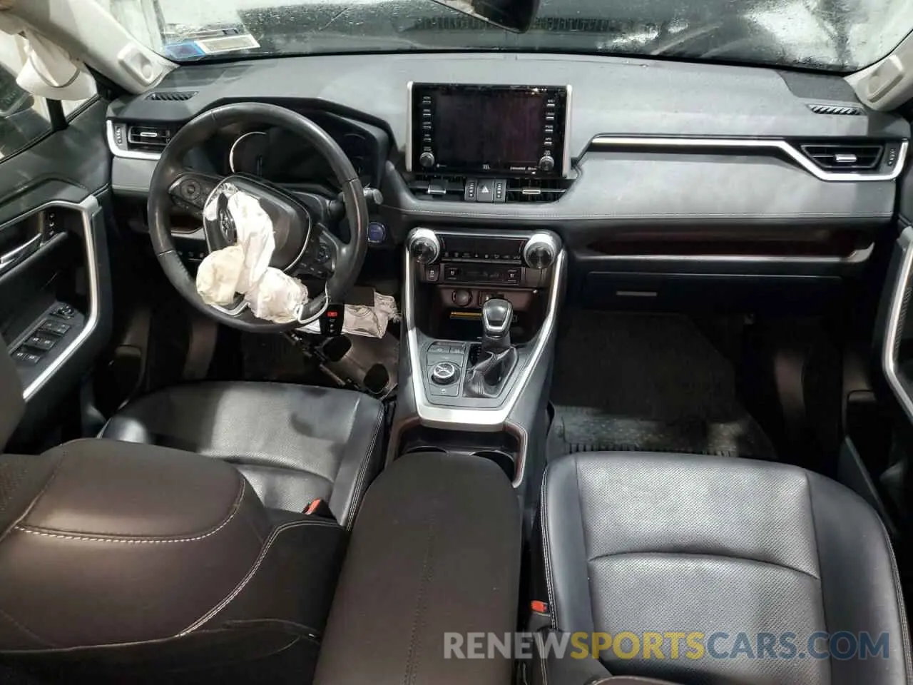 8 Photograph of a damaged car JTMDWRFV7LD525562 TOYOTA RAV4 2020