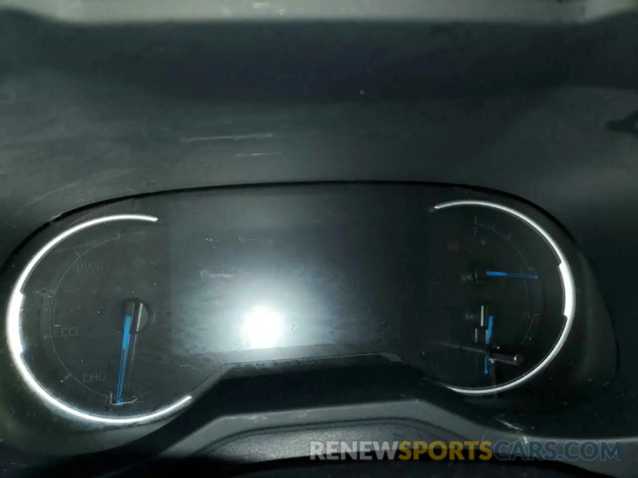 9 Photograph of a damaged car JTMDWRFV7LD525562 TOYOTA RAV4 2020