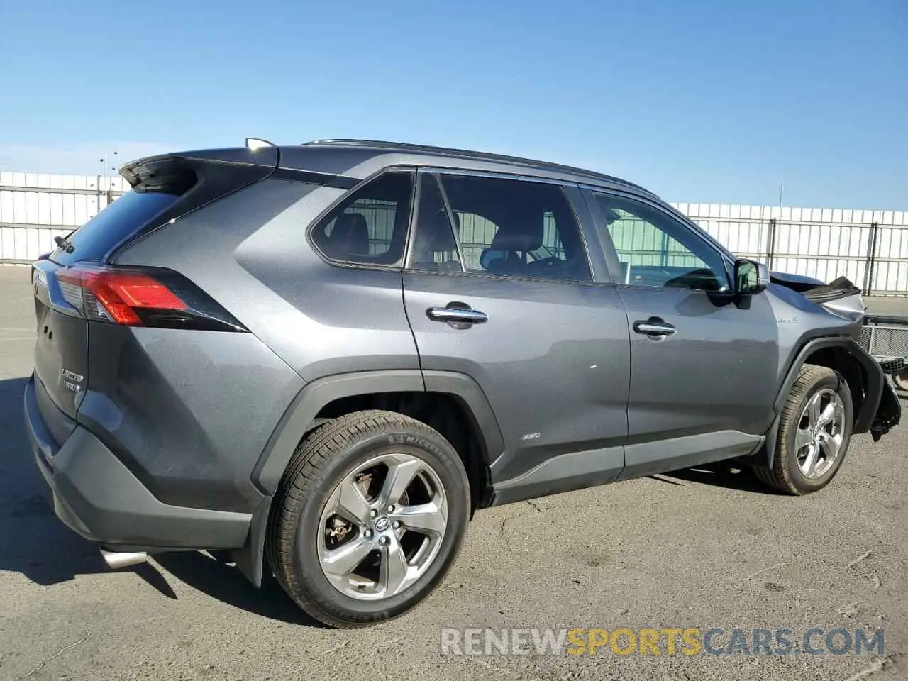 3 Photograph of a damaged car JTMDWRFV7LD531510 TOYOTA RAV4 2020