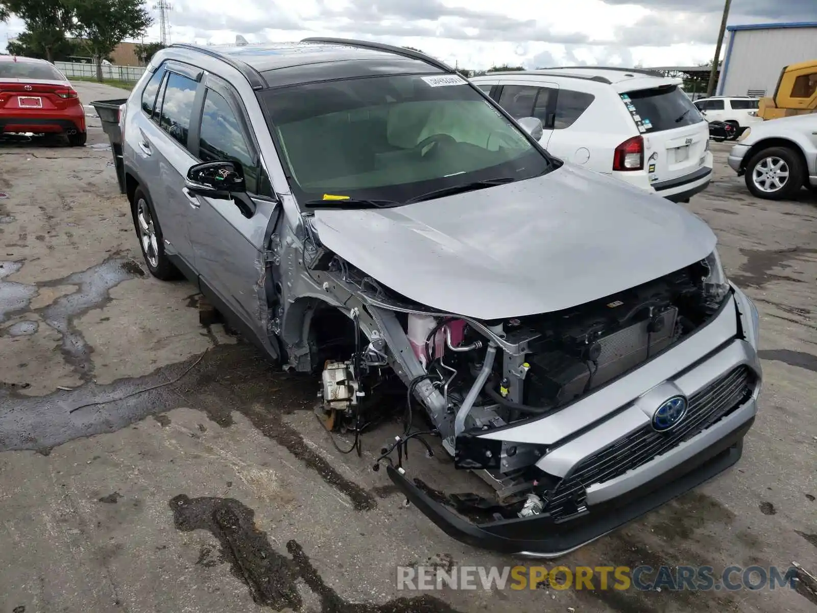 1 Photograph of a damaged car JTMDWRFV8LD539244 TOYOTA RAV4 2020