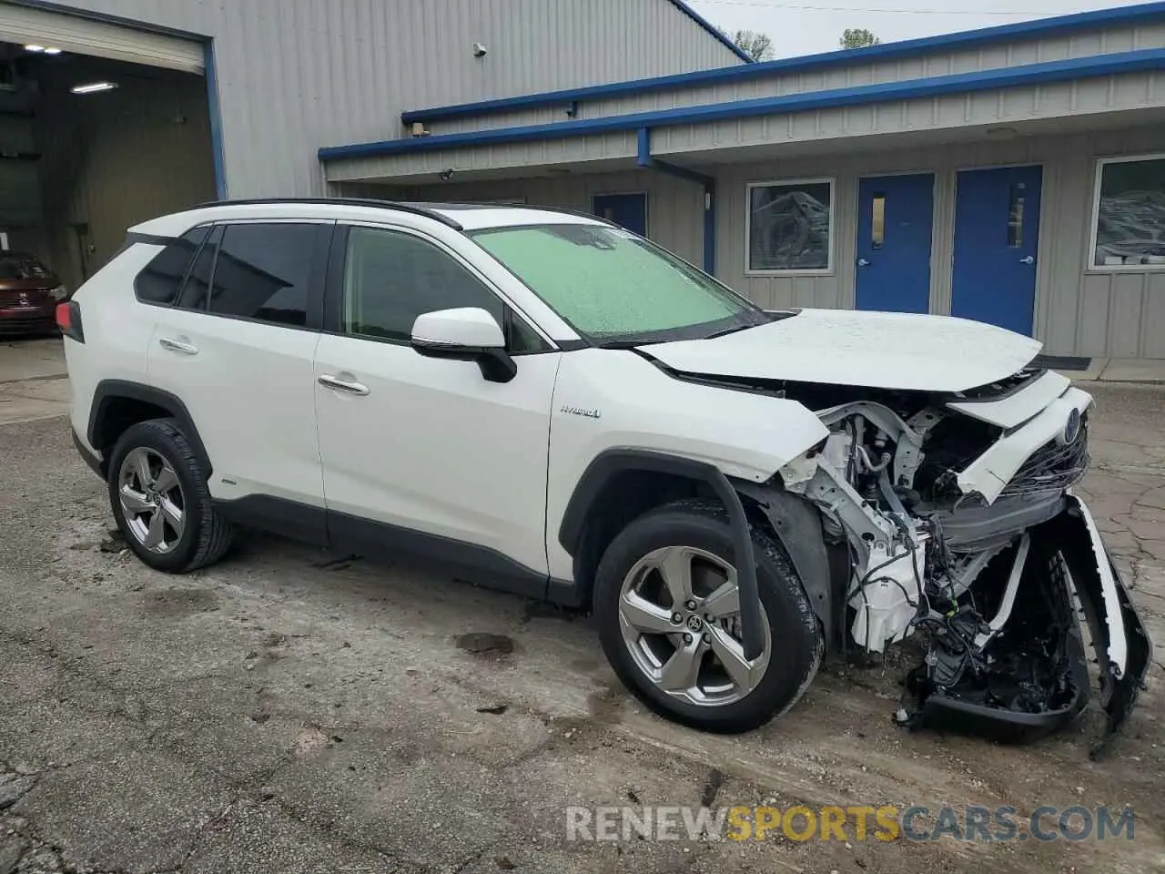 4 Photograph of a damaged car JTMDWRFV9LD058192 TOYOTA RAV4 2020