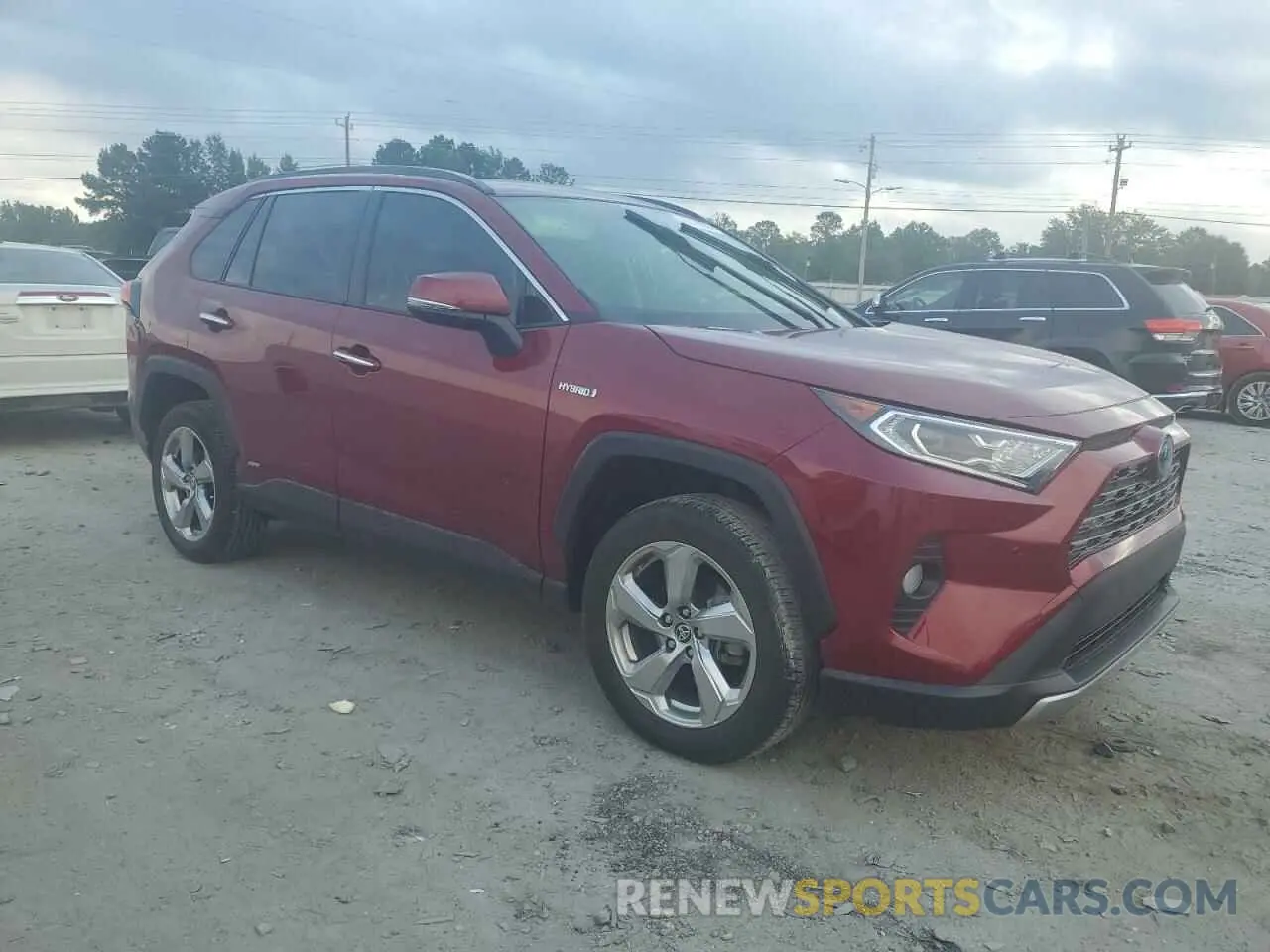 4 Photograph of a damaged car JTMDWRFVXLD072828 TOYOTA RAV4 2020