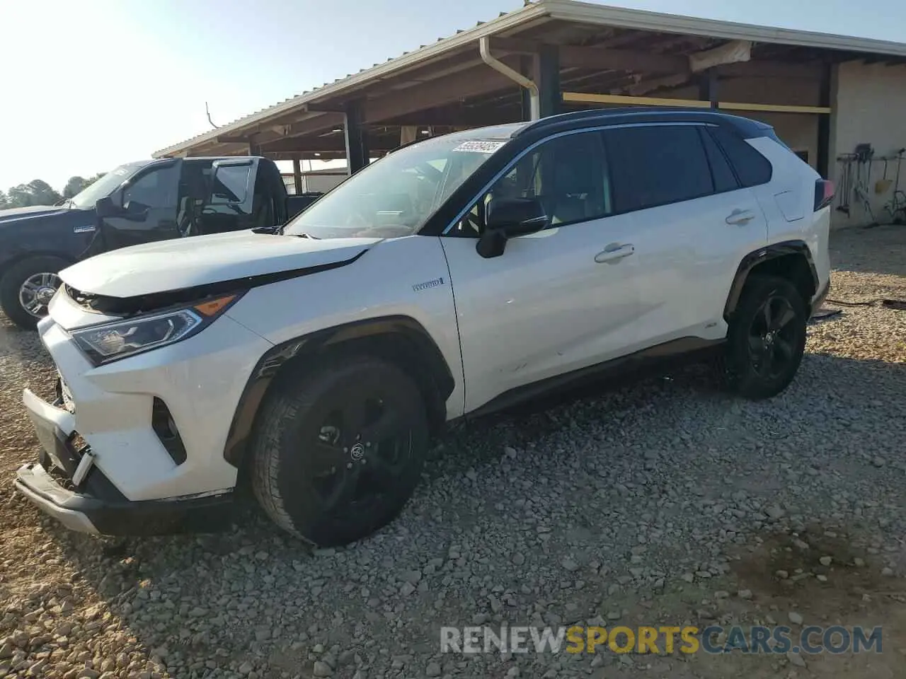 1 Photograph of a damaged car JTME6RFV0LD501785 TOYOTA RAV4 2020