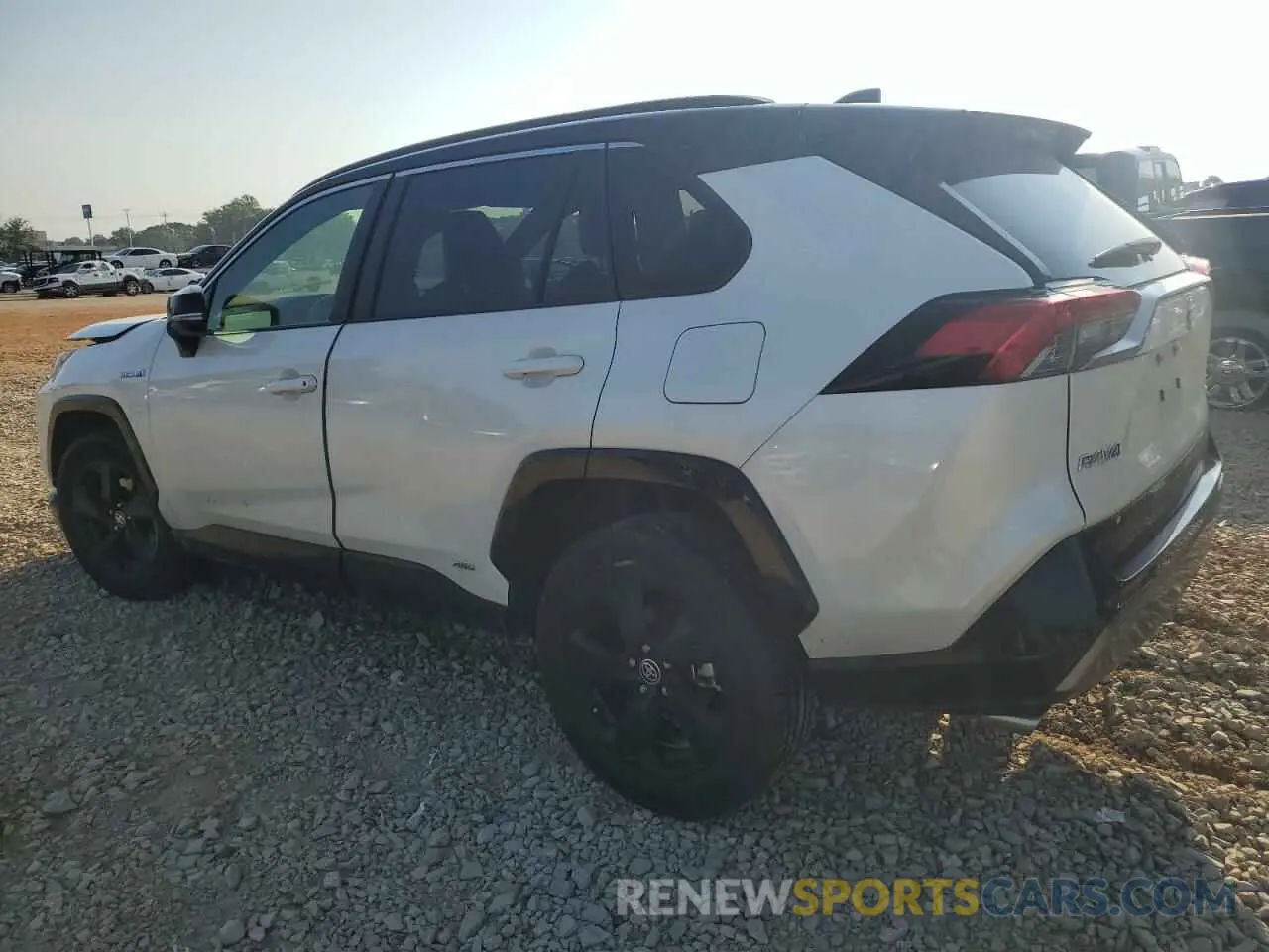 2 Photograph of a damaged car JTME6RFV0LD501785 TOYOTA RAV4 2020