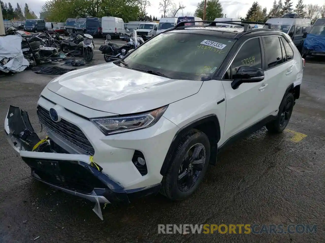 2 Photograph of a damaged car JTME6RFV2LJ002388 TOYOTA RAV4 2020