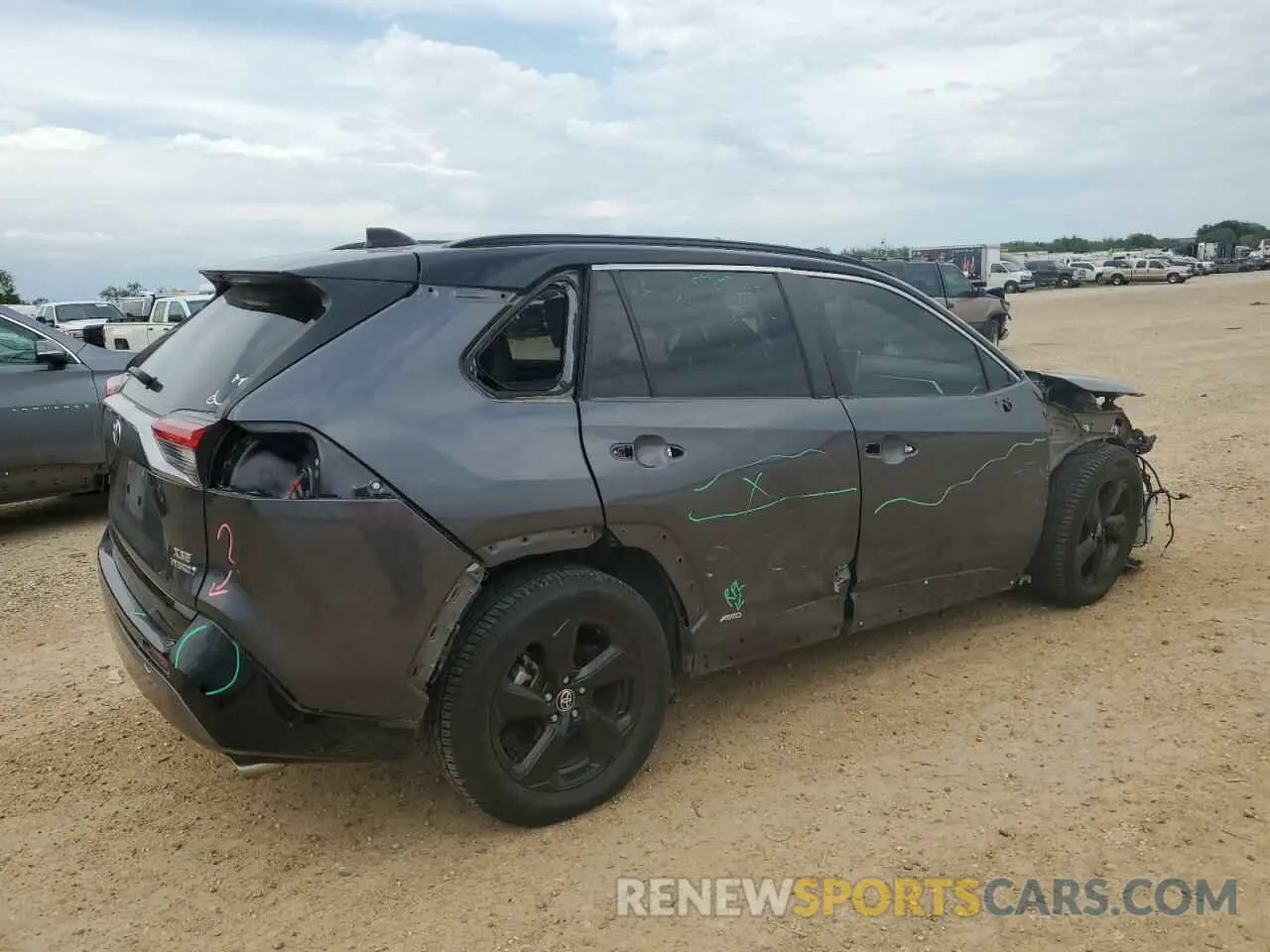 3 Photograph of a damaged car JTME6RFV6LD501595 TOYOTA RAV4 2020