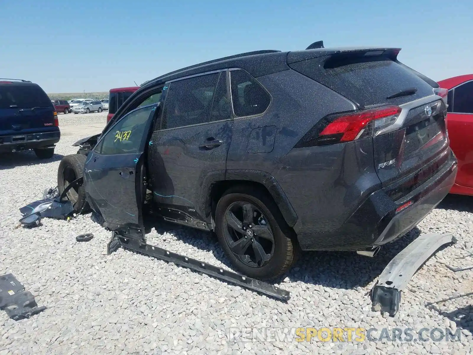 3 Photograph of a damaged car JTMEWRFV0LD534897 TOYOTA RAV4 2020