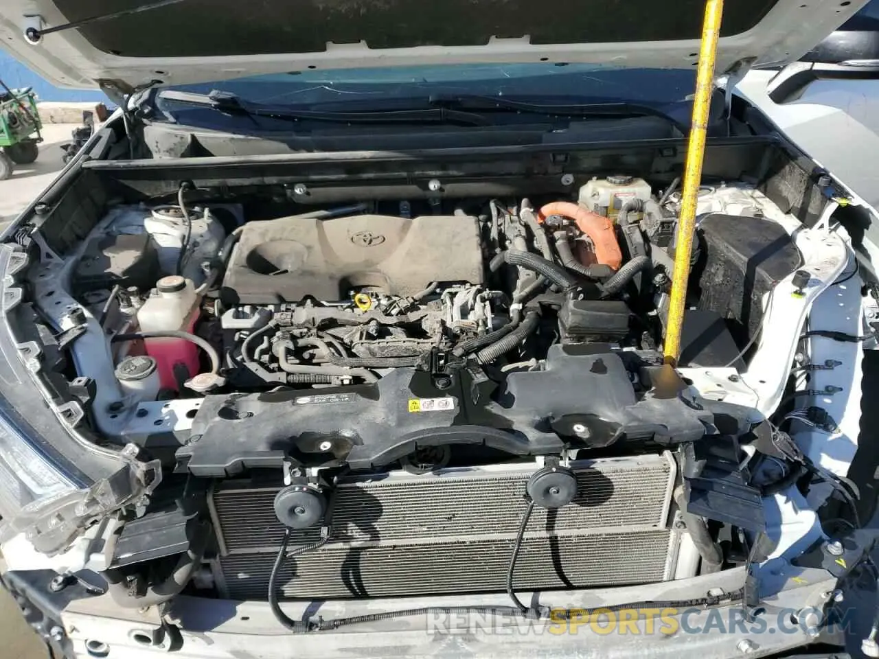 12 Photograph of a damaged car JTMEWRFV1LD538182 TOYOTA RAV4 2020