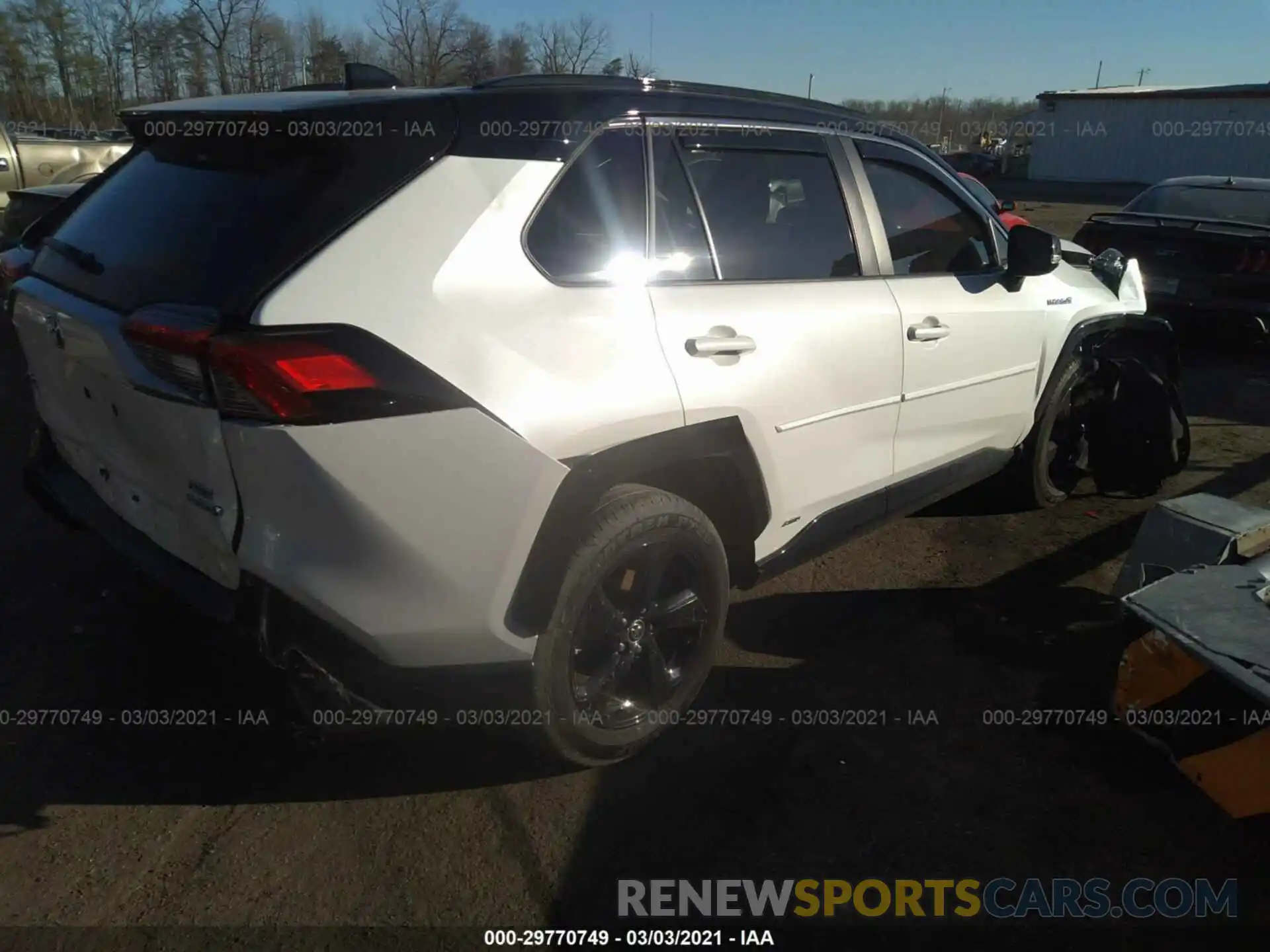 4 Photograph of a damaged car JTMEWRFV1LD541194 TOYOTA RAV4 2020