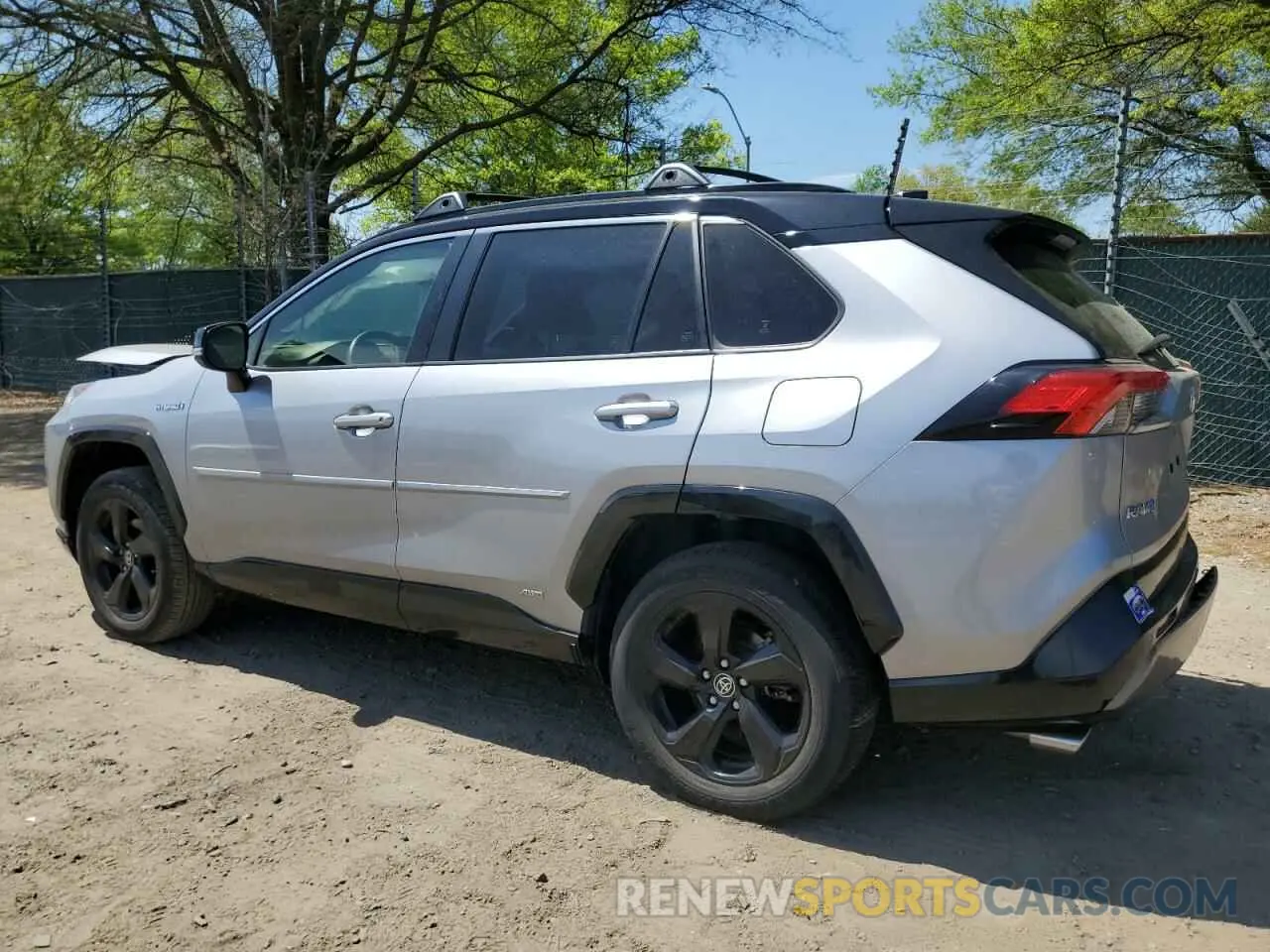 2 Photograph of a damaged car JTMEWRFV2LD533623 TOYOTA RAV4 2020