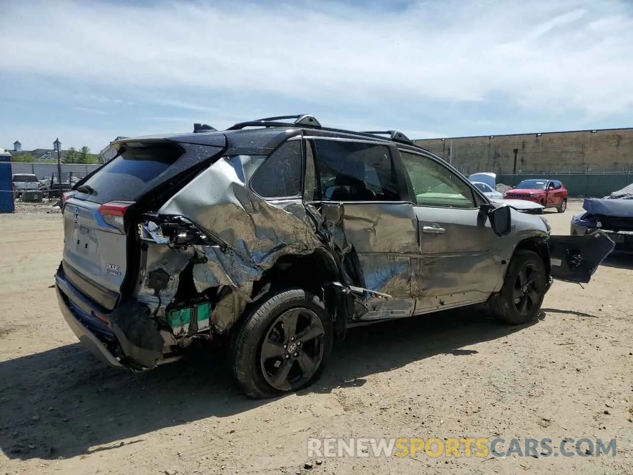 3 Photograph of a damaged car JTMEWRFV2LD533623 TOYOTA RAV4 2020