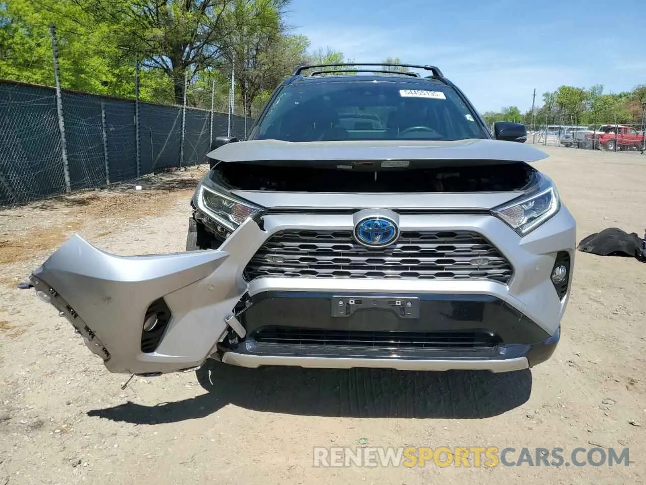 5 Photograph of a damaged car JTMEWRFV2LD533623 TOYOTA RAV4 2020