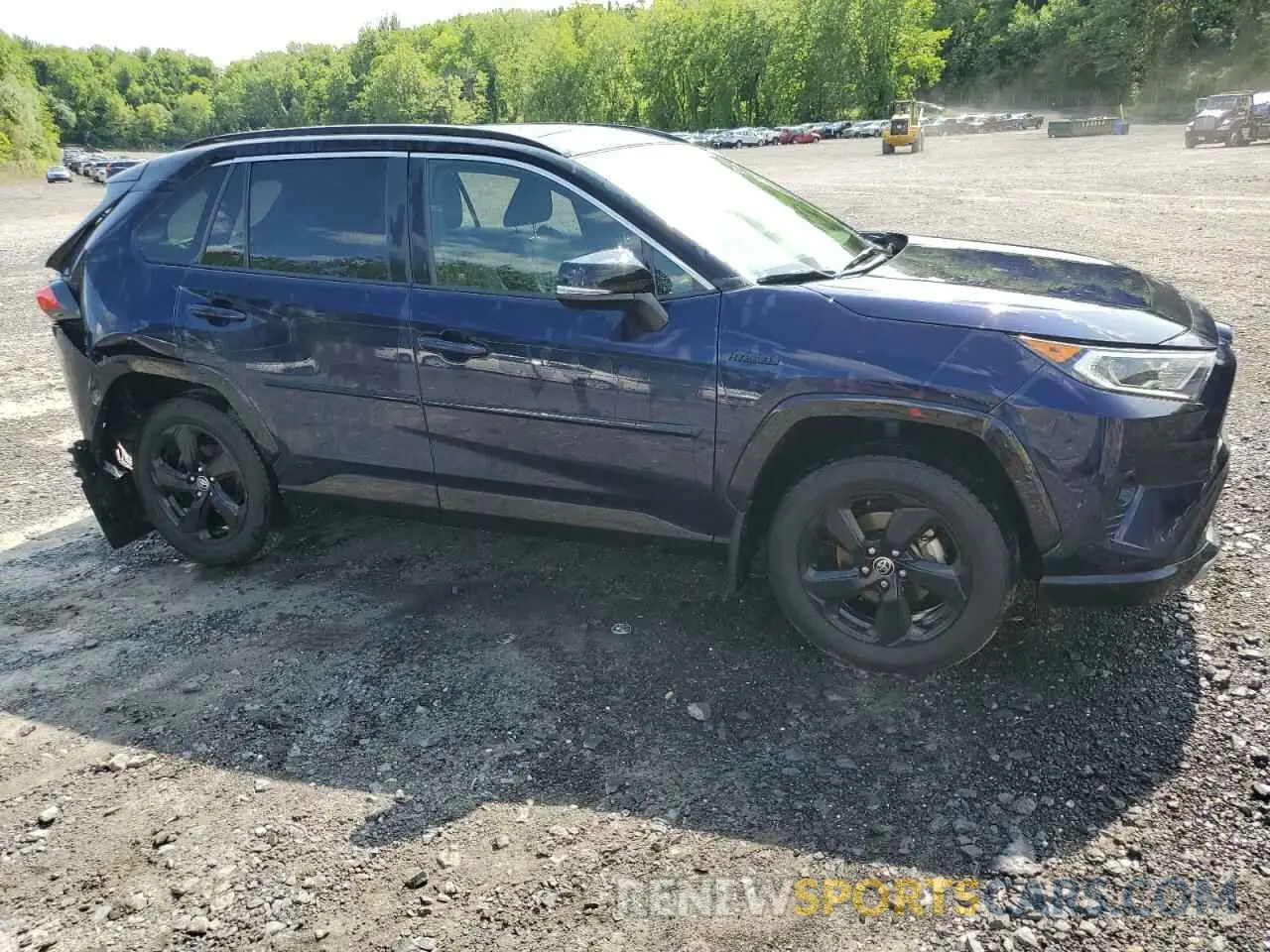 4 Photograph of a damaged car JTMEWRFV2LD542208 TOYOTA RAV4 2020