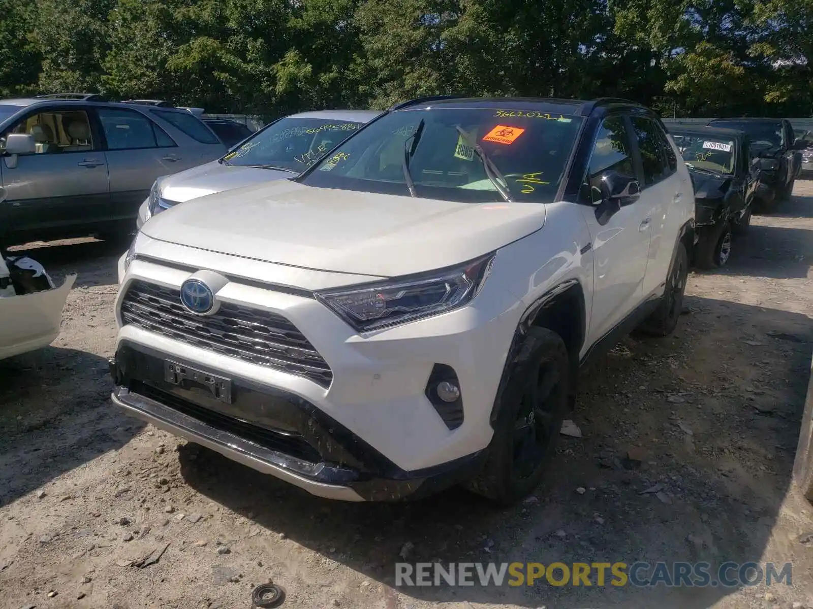 2 Photograph of a damaged car JTMEWRFV3LD525854 TOYOTA RAV4 2020