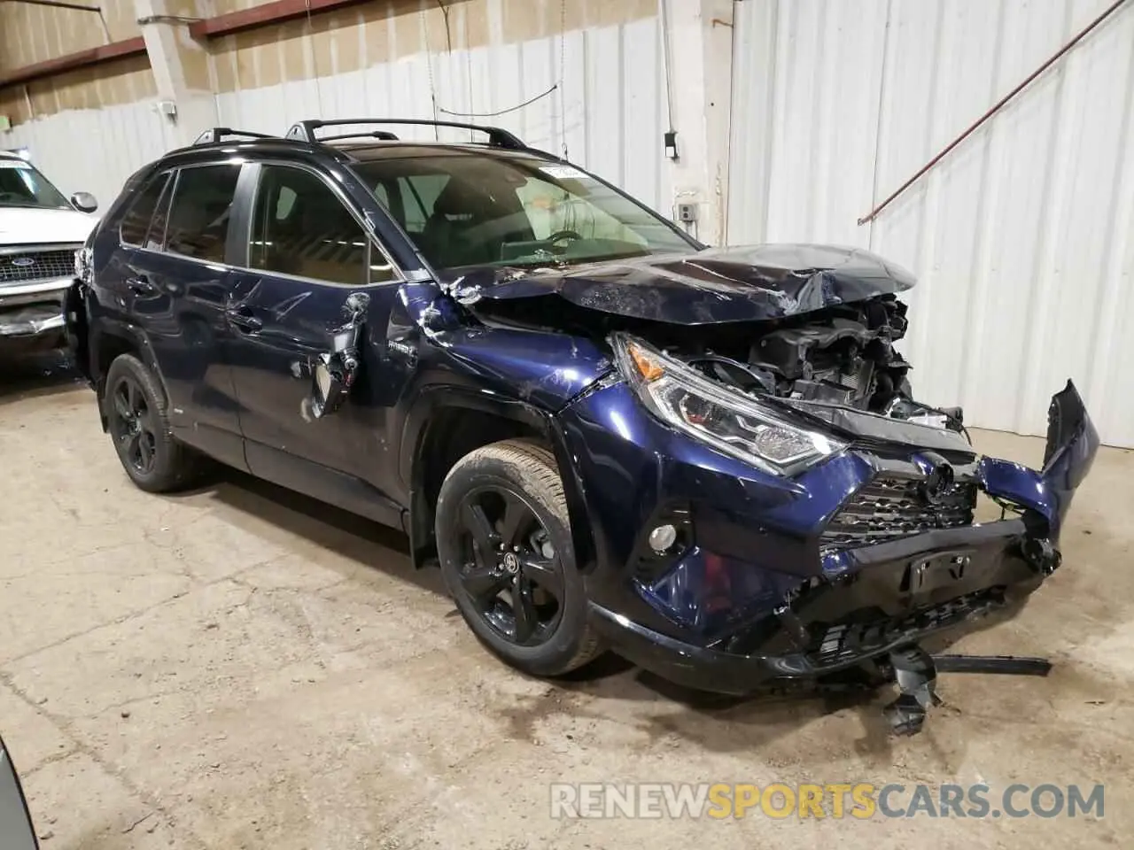 4 Photograph of a damaged car JTMEWRFV3LD530987 TOYOTA RAV4 2020