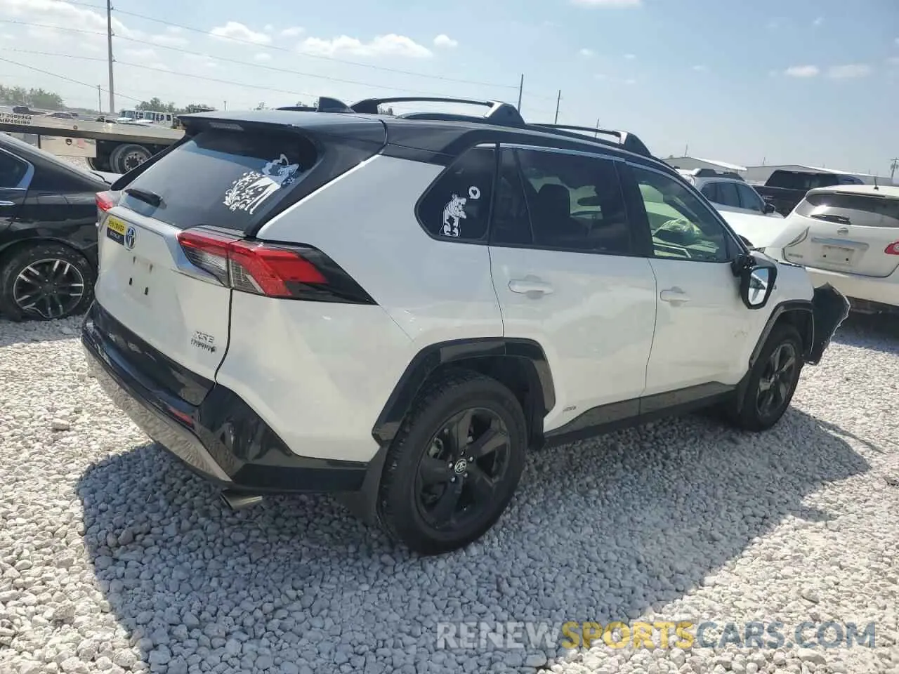 3 Photograph of a damaged car JTMEWRFV3LD532660 TOYOTA RAV4 2020