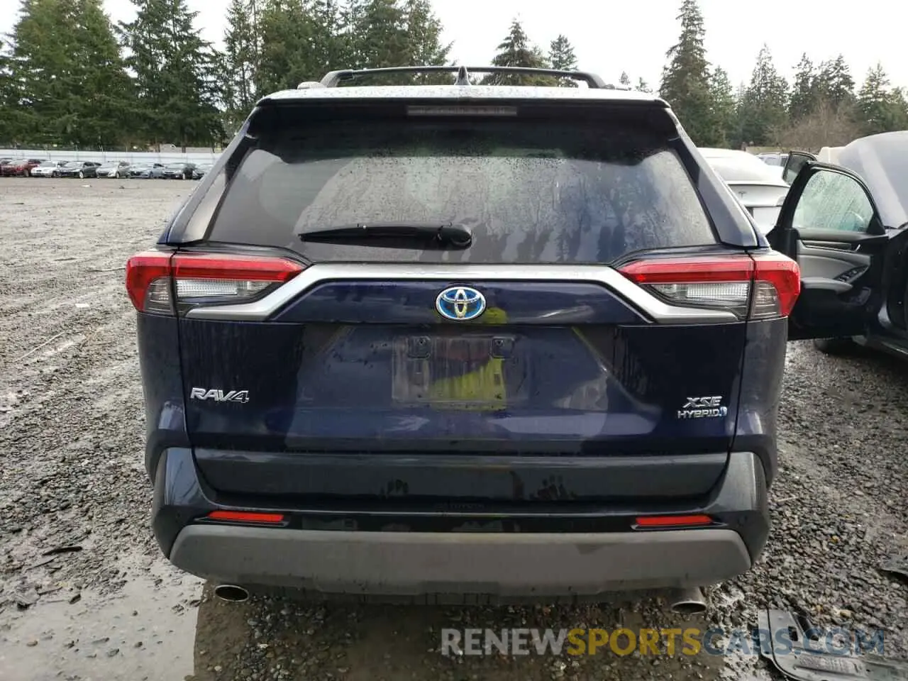 6 Photograph of a damaged car JTMEWRFV3LD533498 TOYOTA RAV4 2020