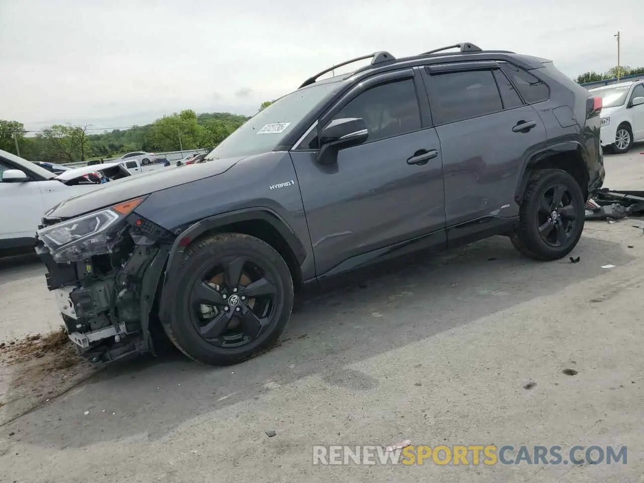 1 Photograph of a damaged car JTMEWRFV3LJ031687 TOYOTA RAV4 2020